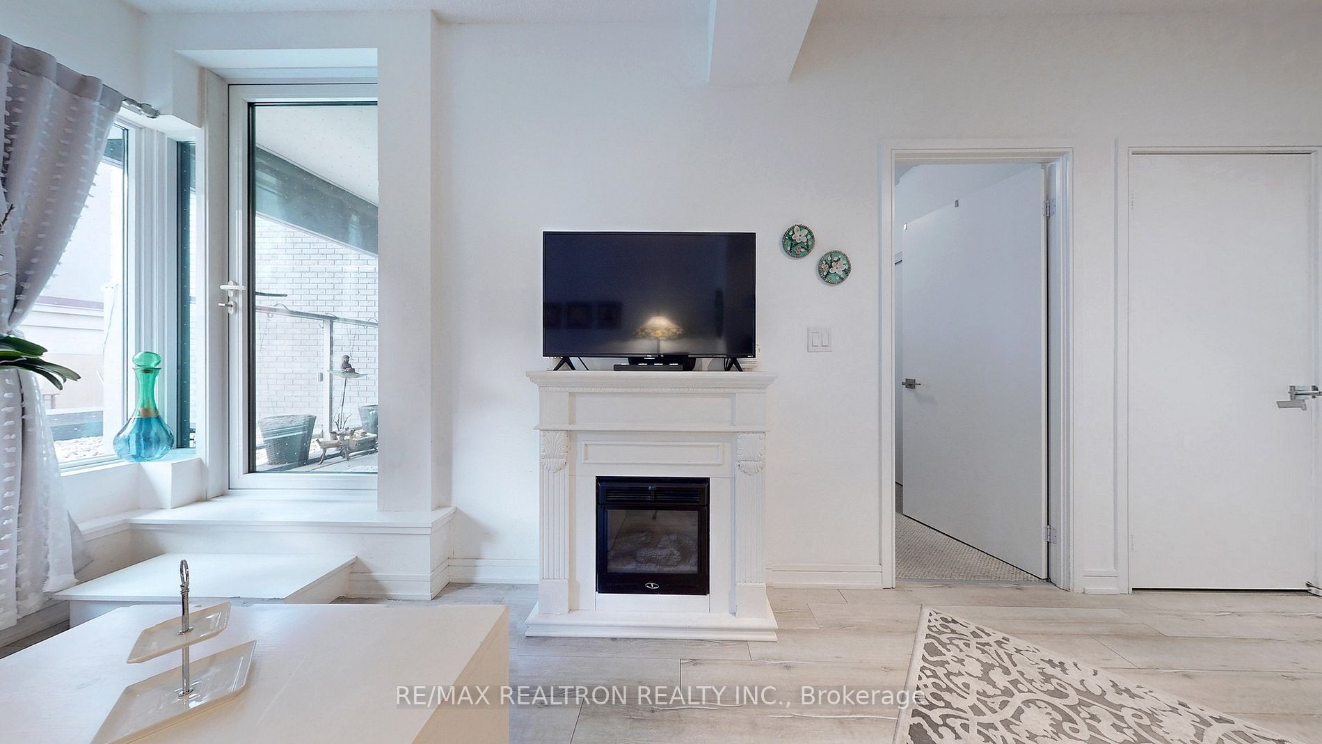 621 Sheppard Ave E, #231