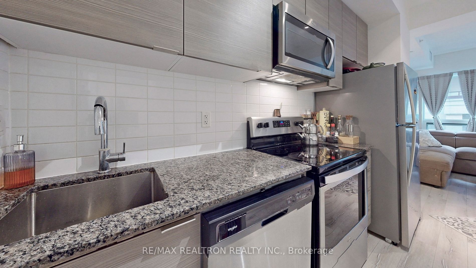 621 Sheppard Ave E, #231