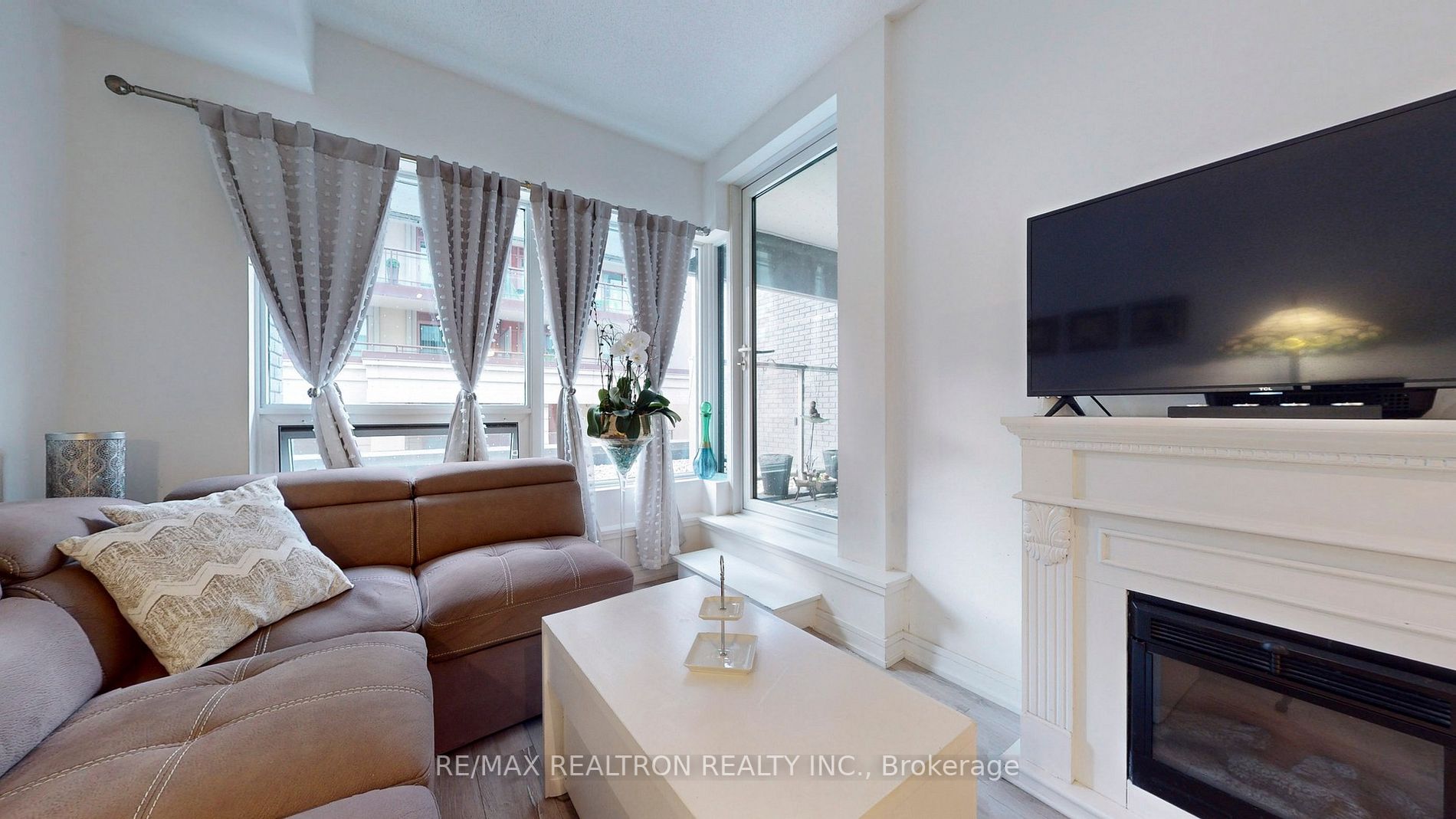 621 Sheppard Ave E, #231