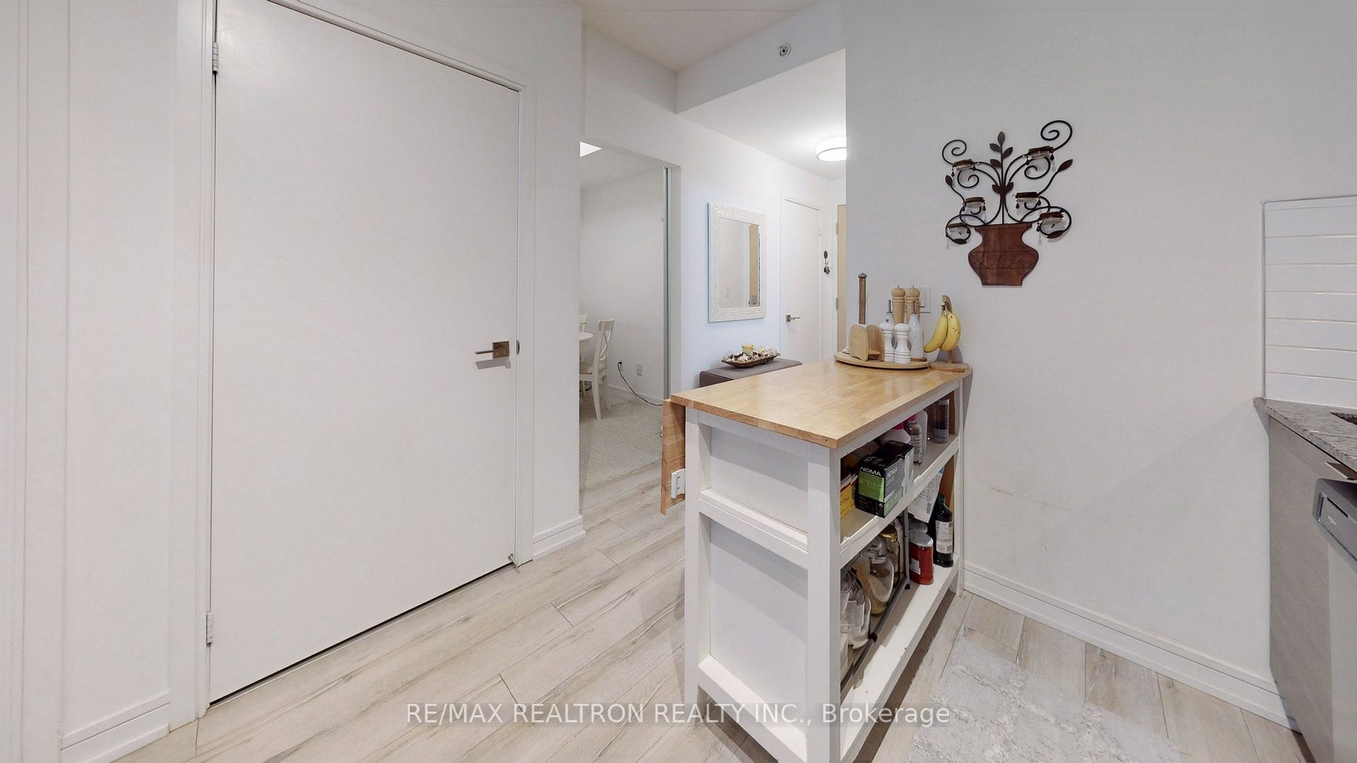 621 Sheppard Ave E, #231