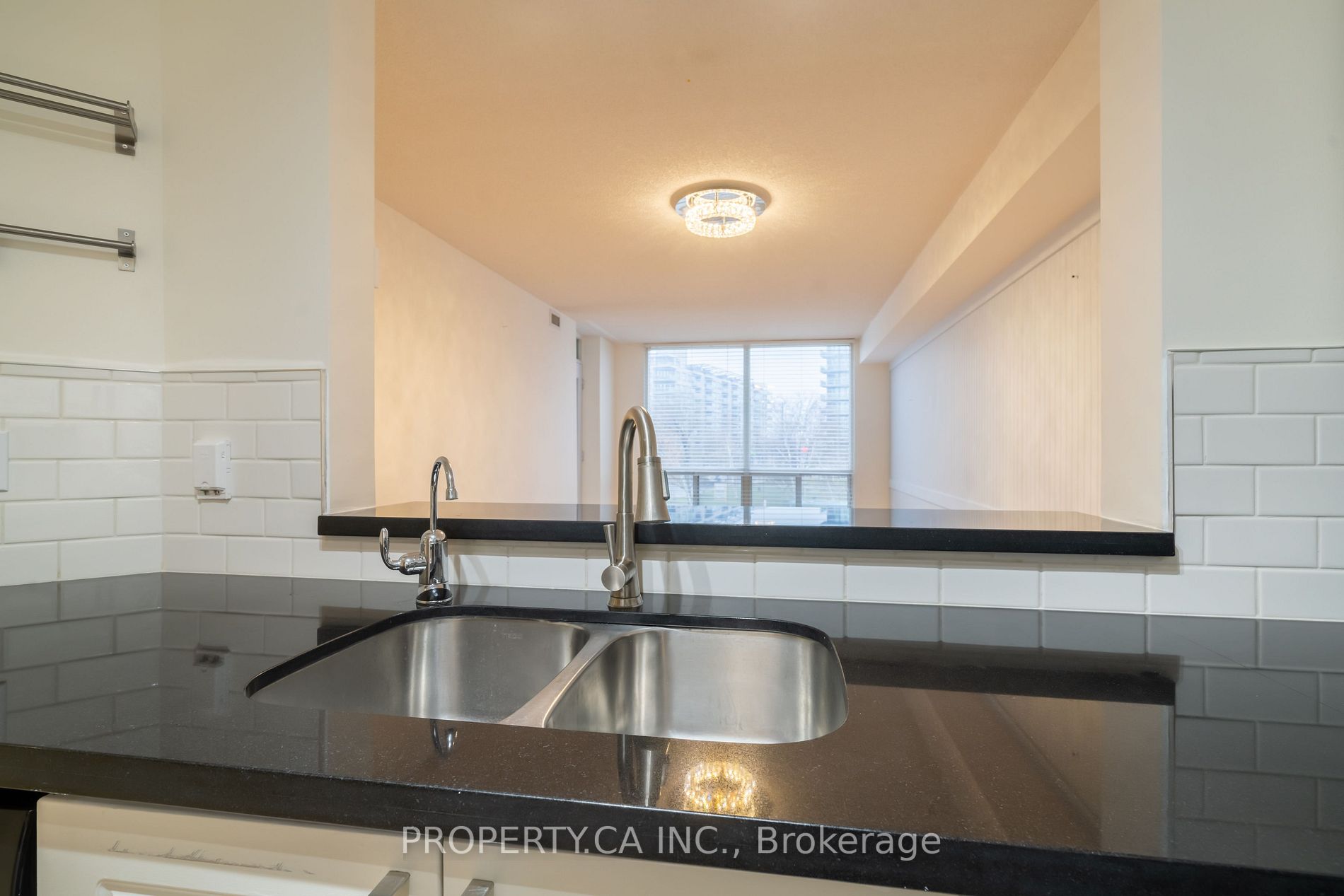 906 Sheppard Ave, #205