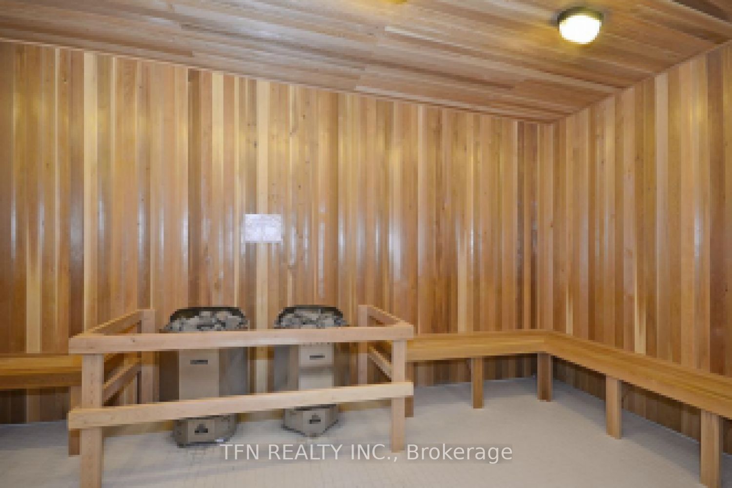 352 Front St W, #1415