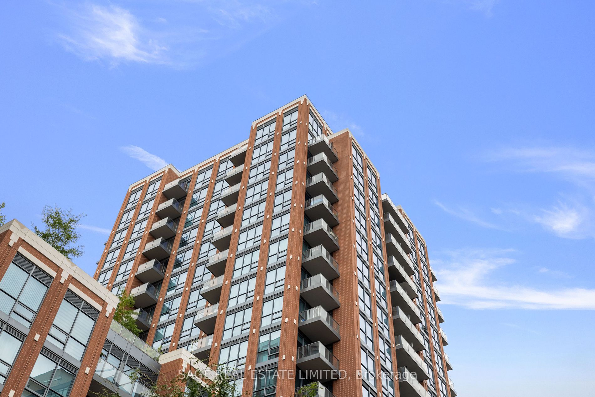 31 Tippett Rd, #1305