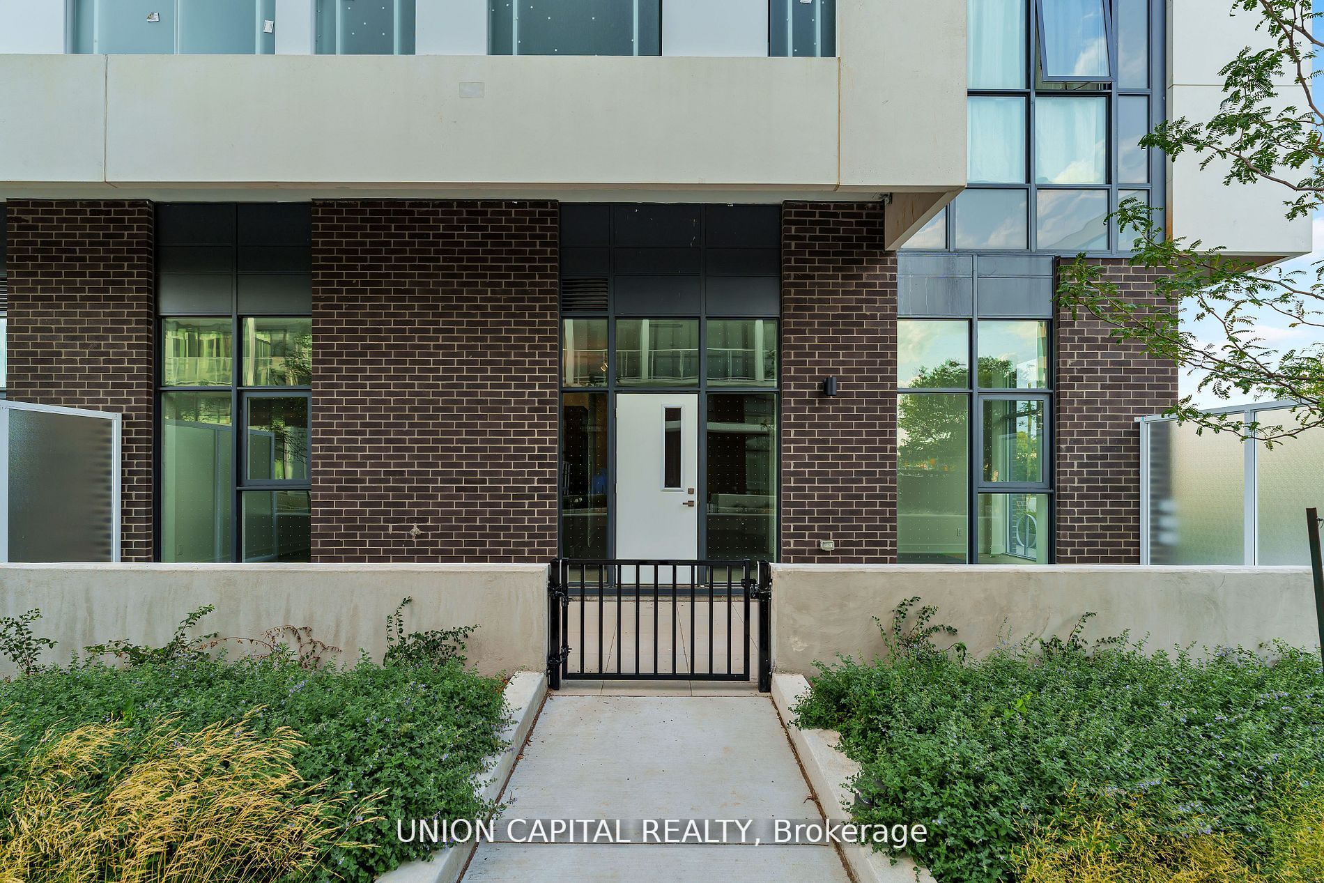 188 Fairview Mall Drive #101