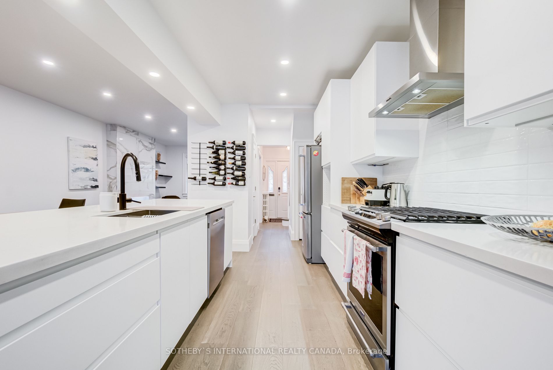 119 Bedford Park Ave