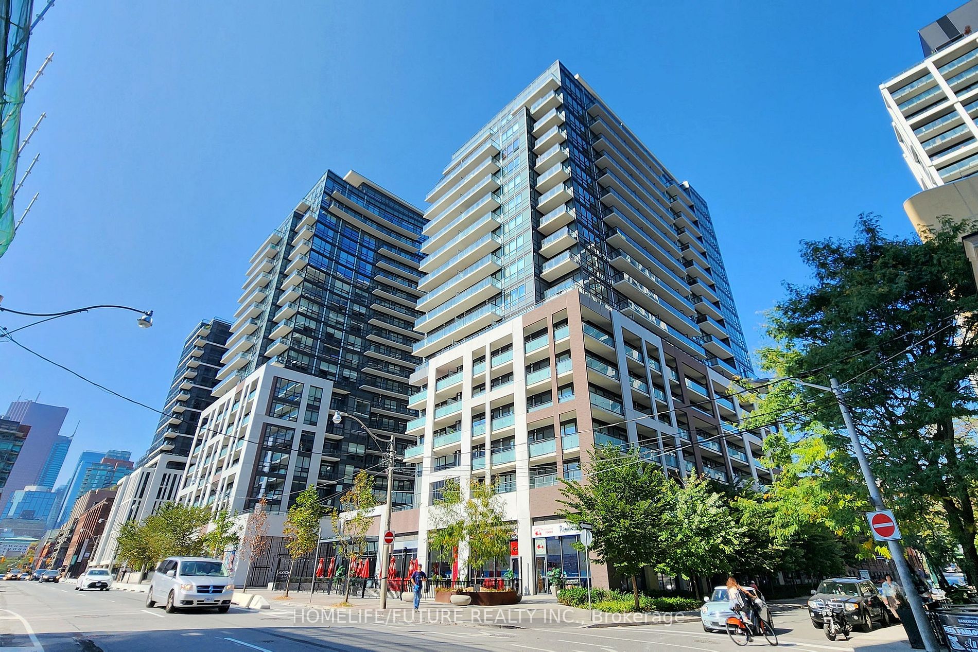 460 Adelaide St E, #729