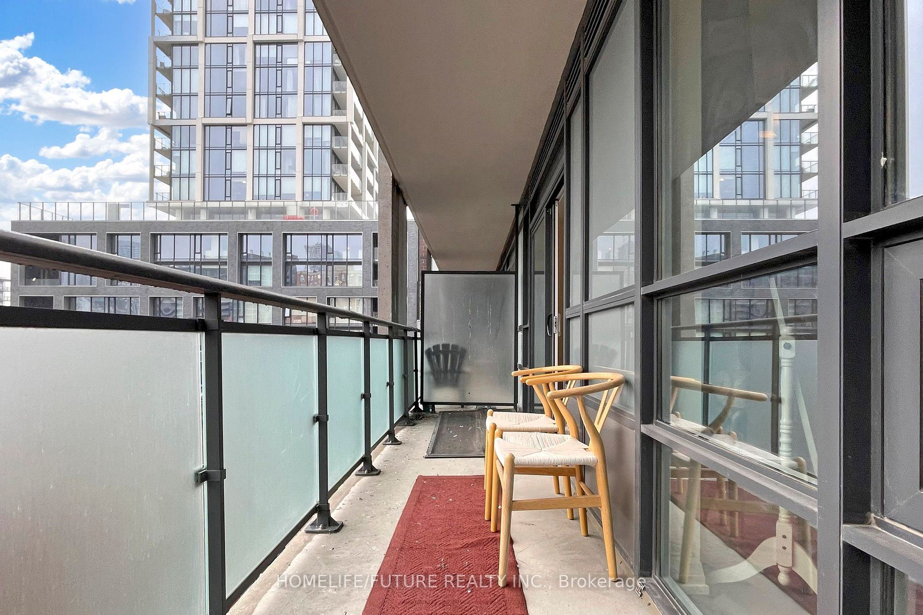 460 Adelaide St E, #729