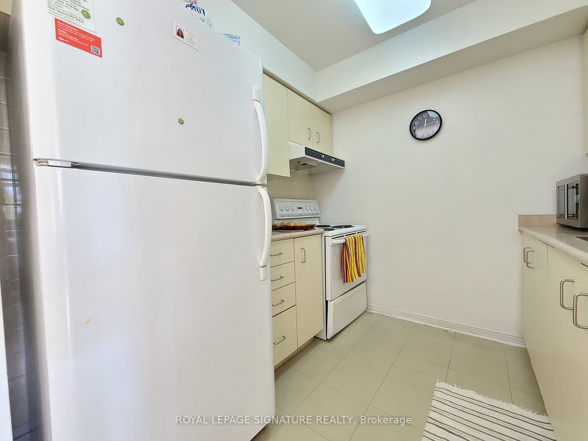 650 Lawrence Ave W, #238