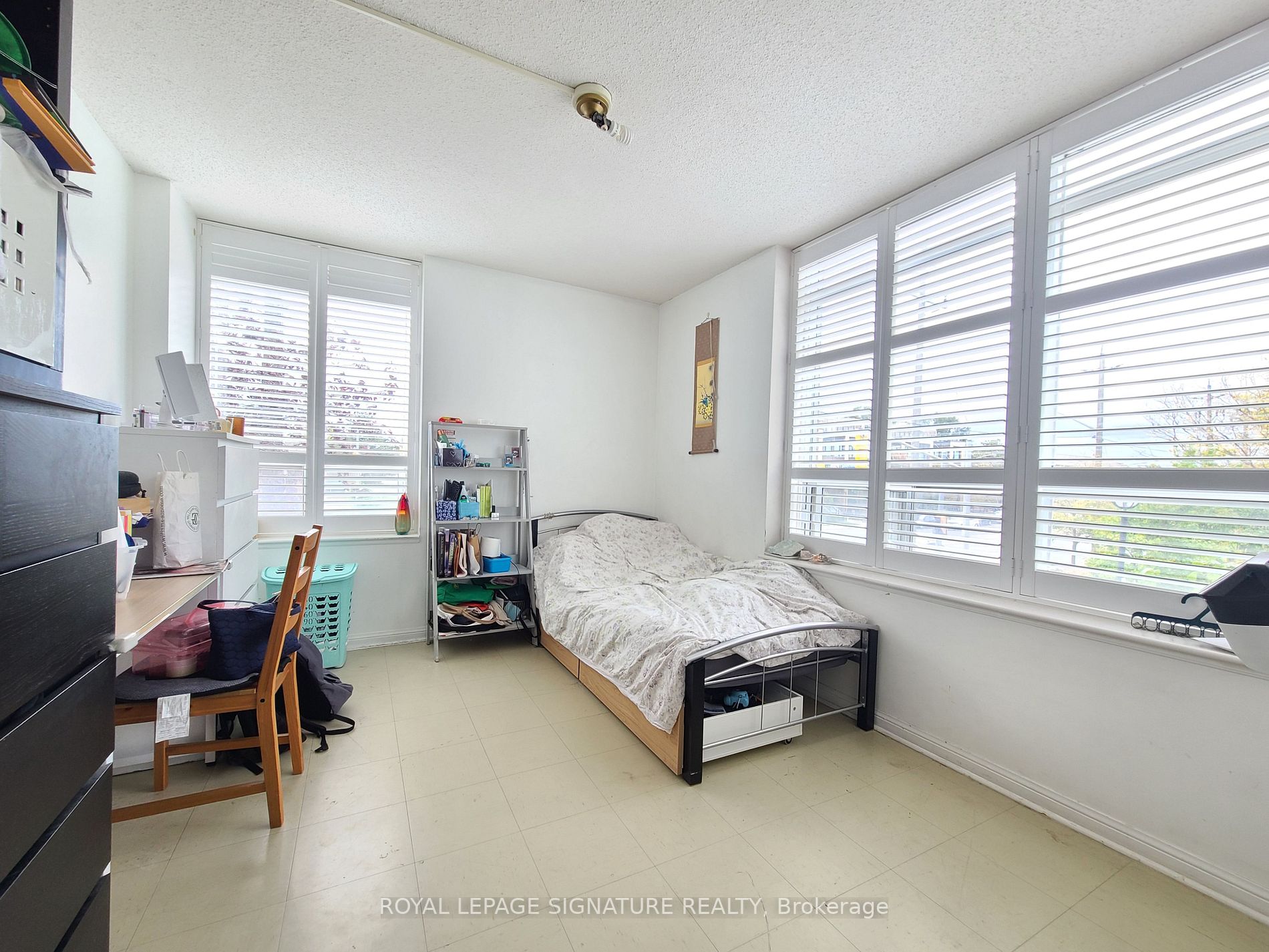 650 Lawrence Ave W, #238