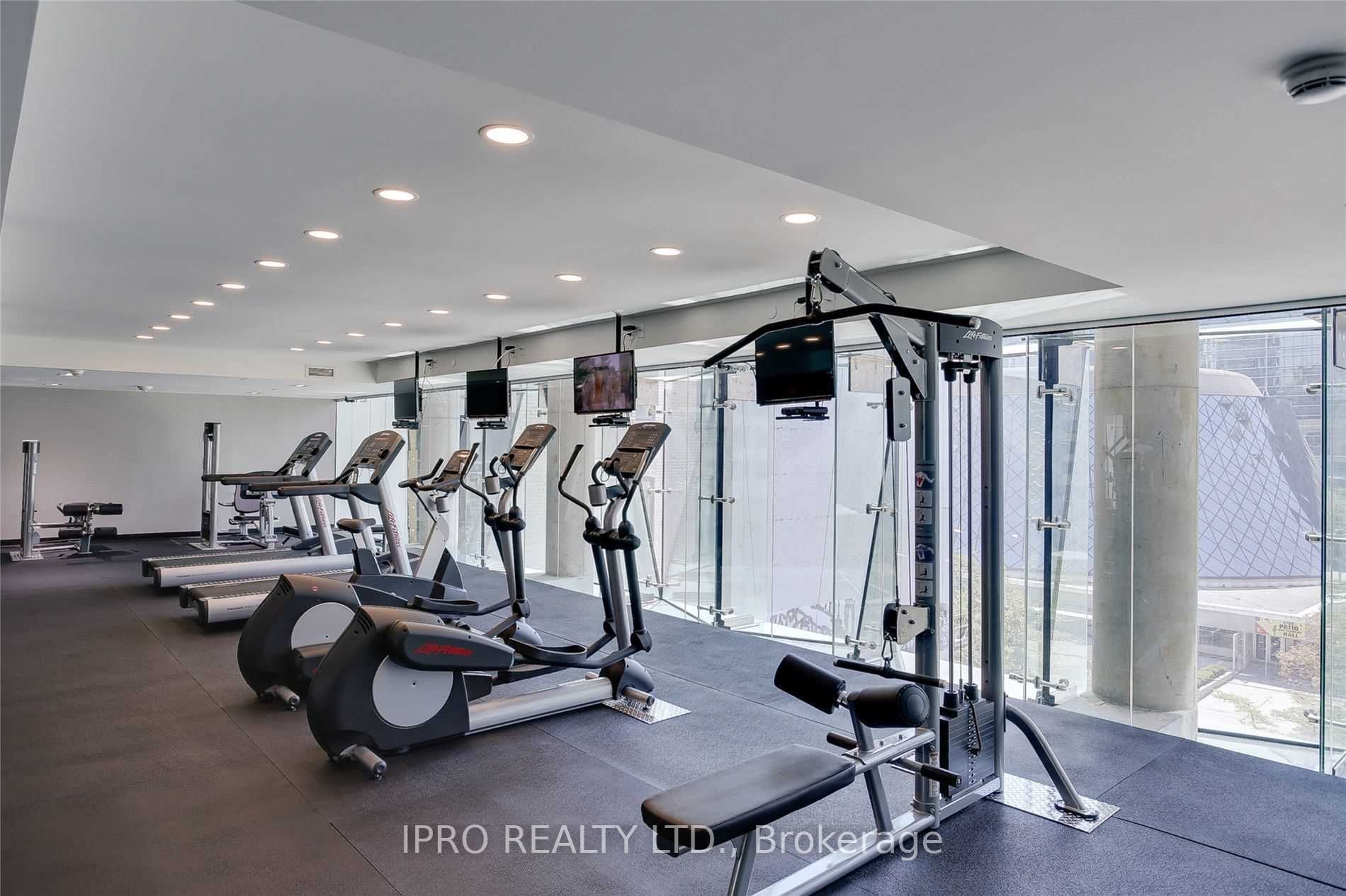 224 King Street W, #501