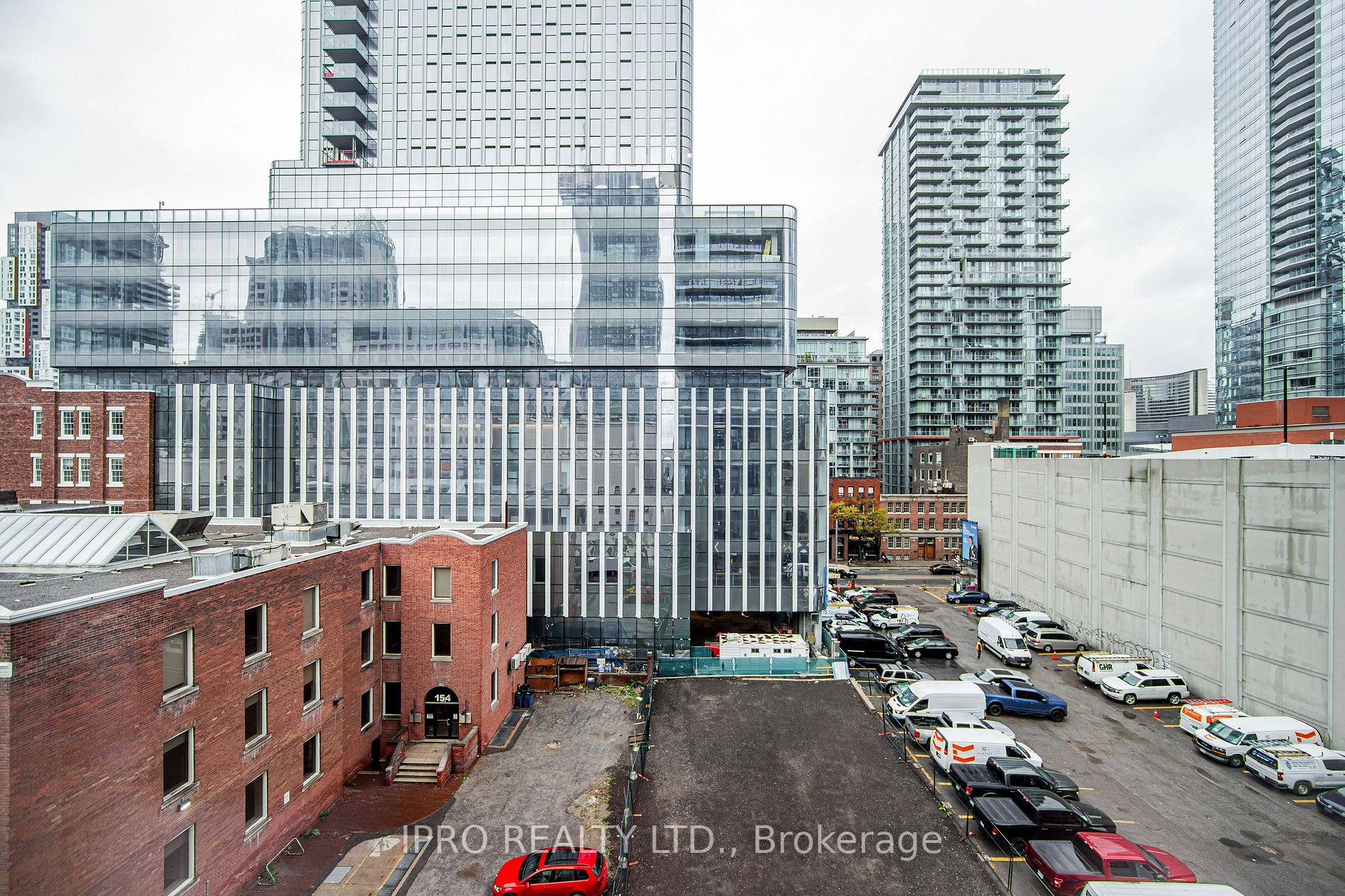 224 King Street W, #501
