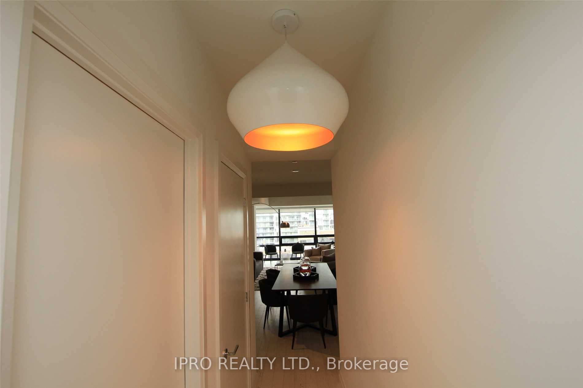 224 King Street W, #501