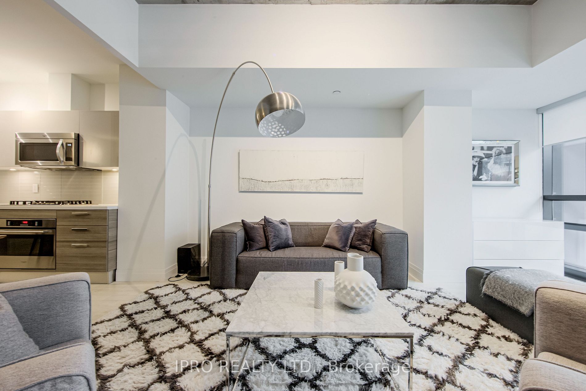 224 King Street W, #501