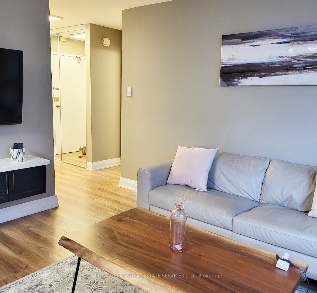 80 St. Patrick St, #922