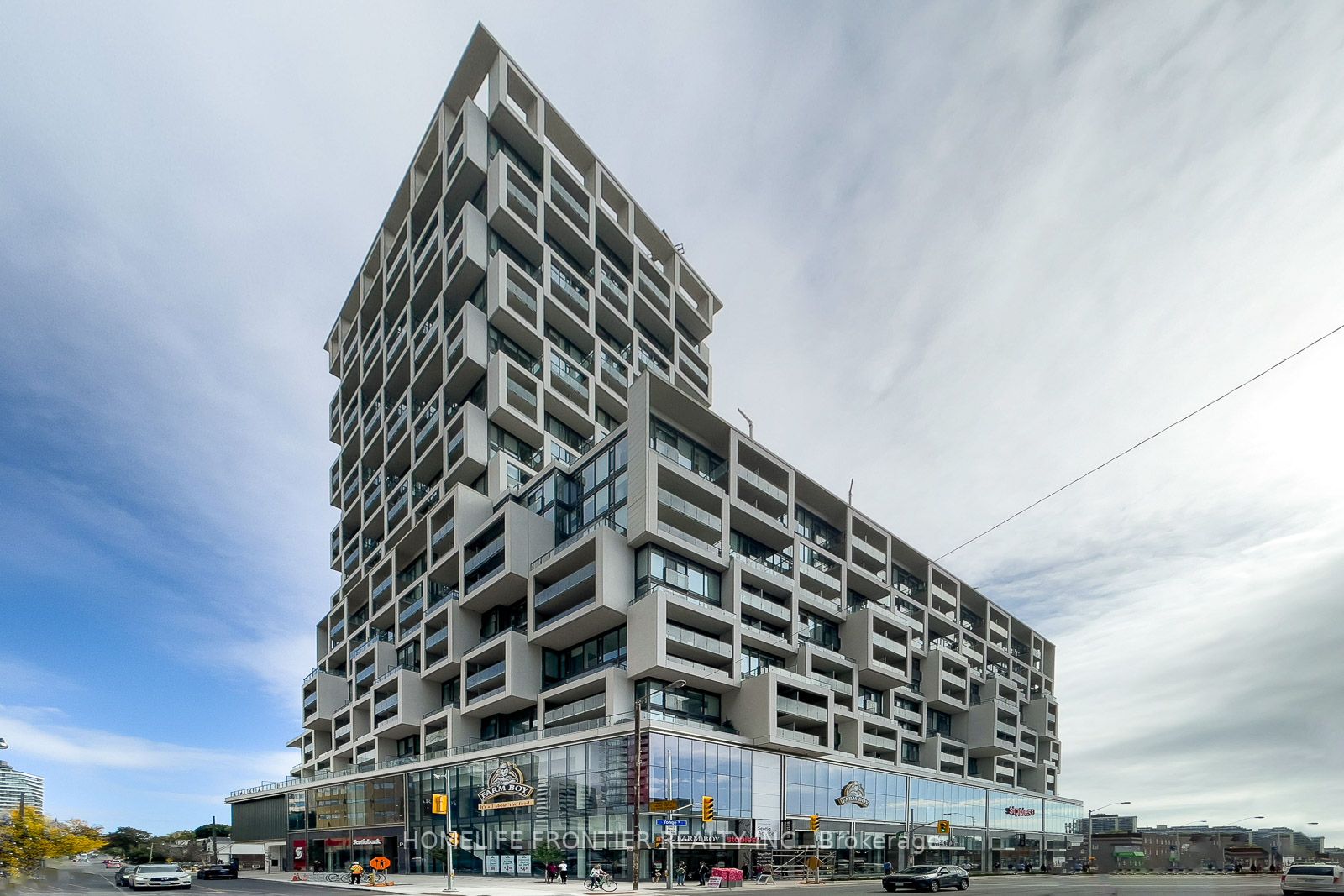 8 Hillsdale Ave E, #621