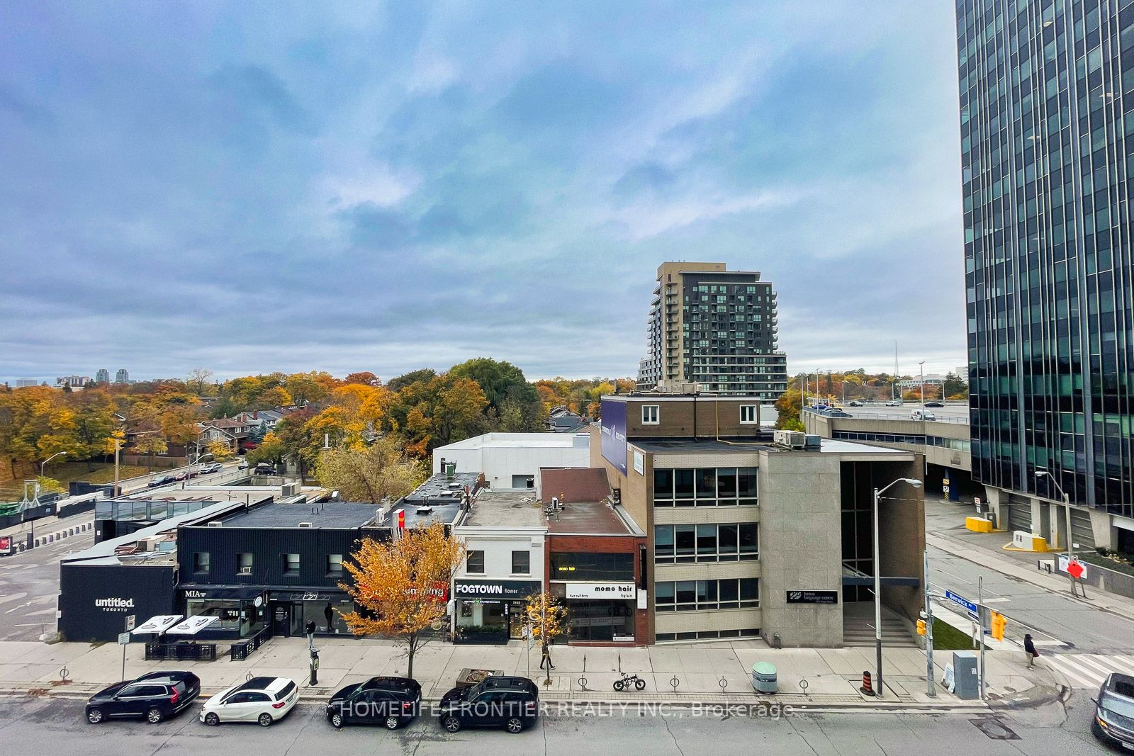 8 Hillsdale Ave E, #621