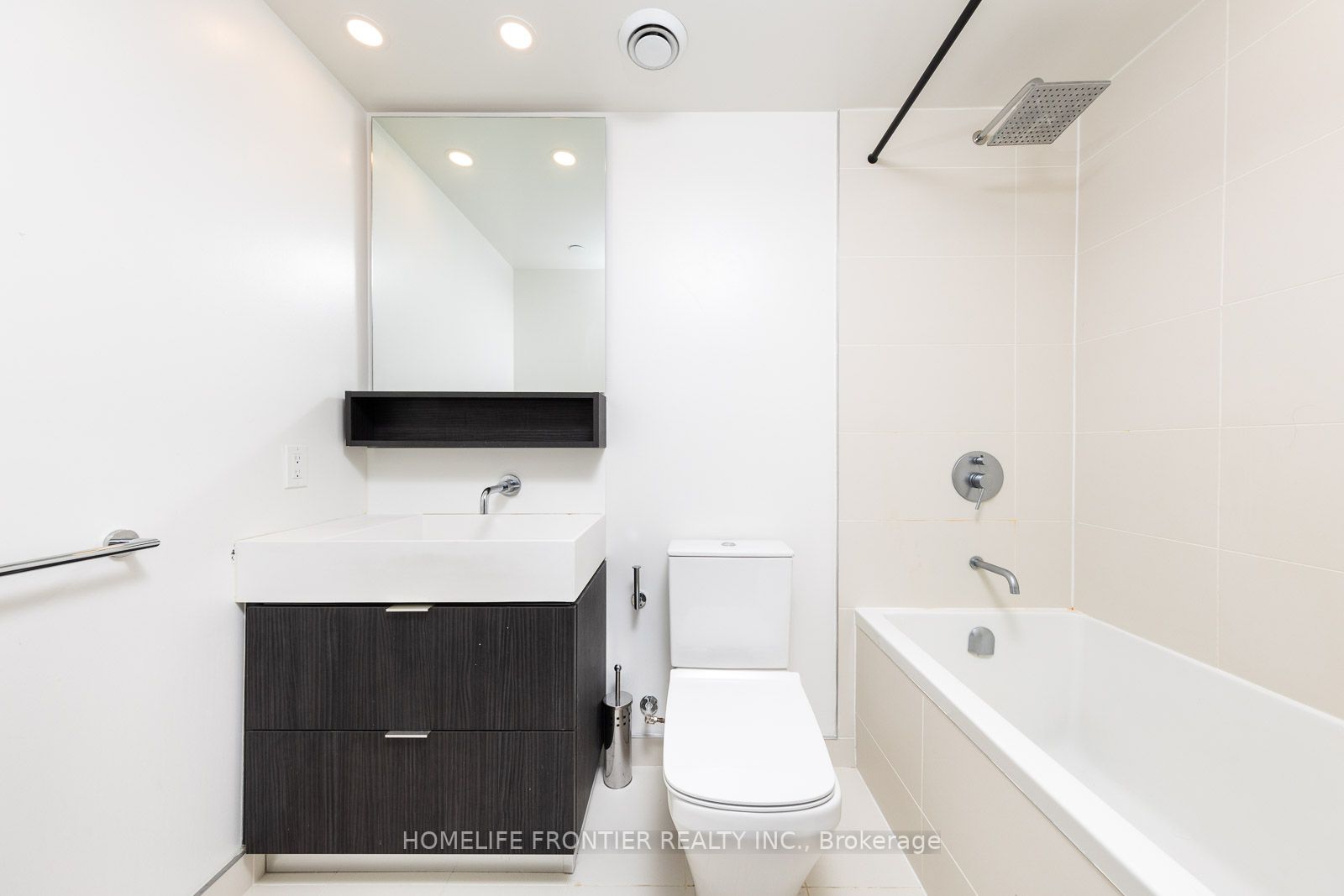 8 Hillsdale Ave E, #621