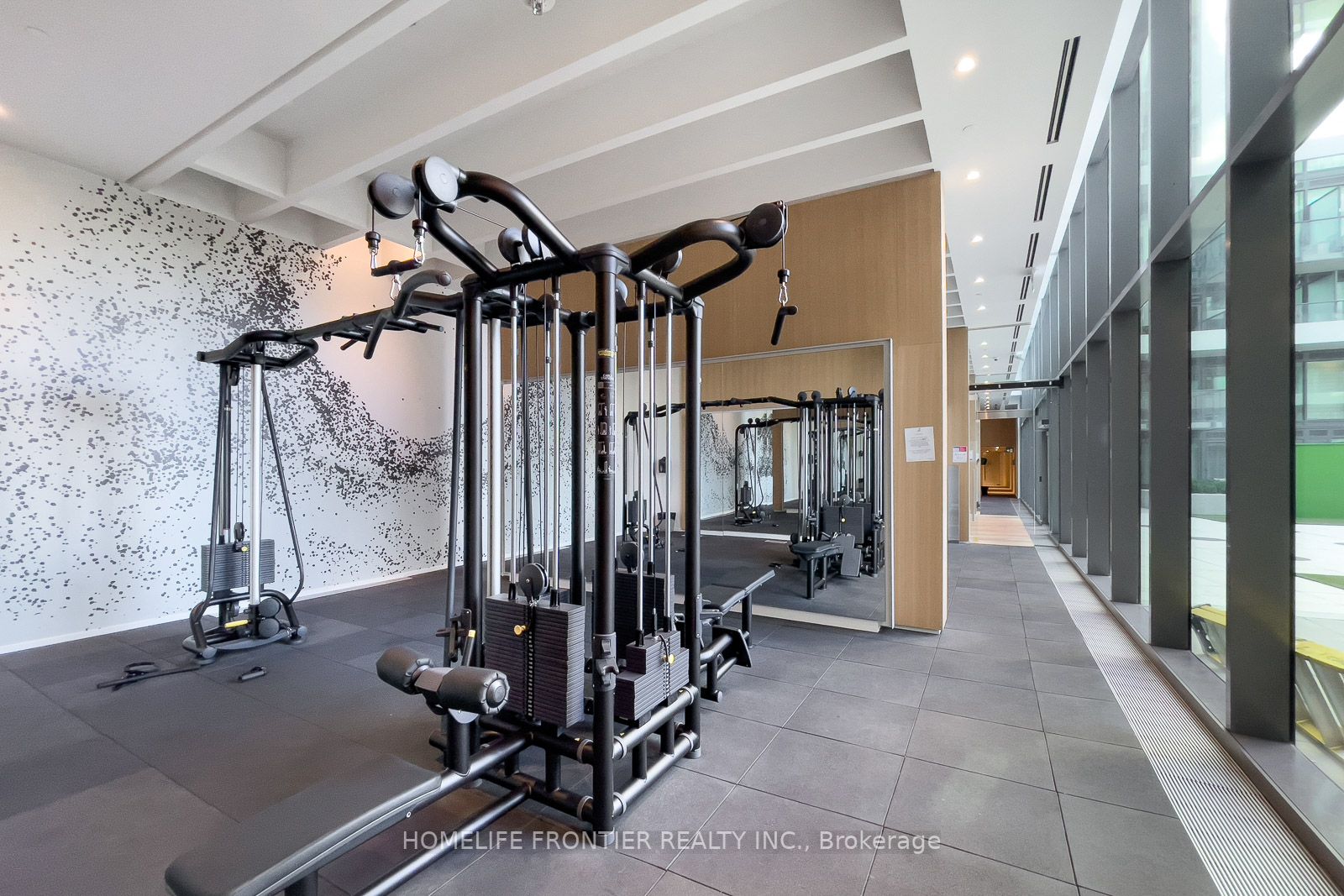 8 Hillsdale Ave E, #621