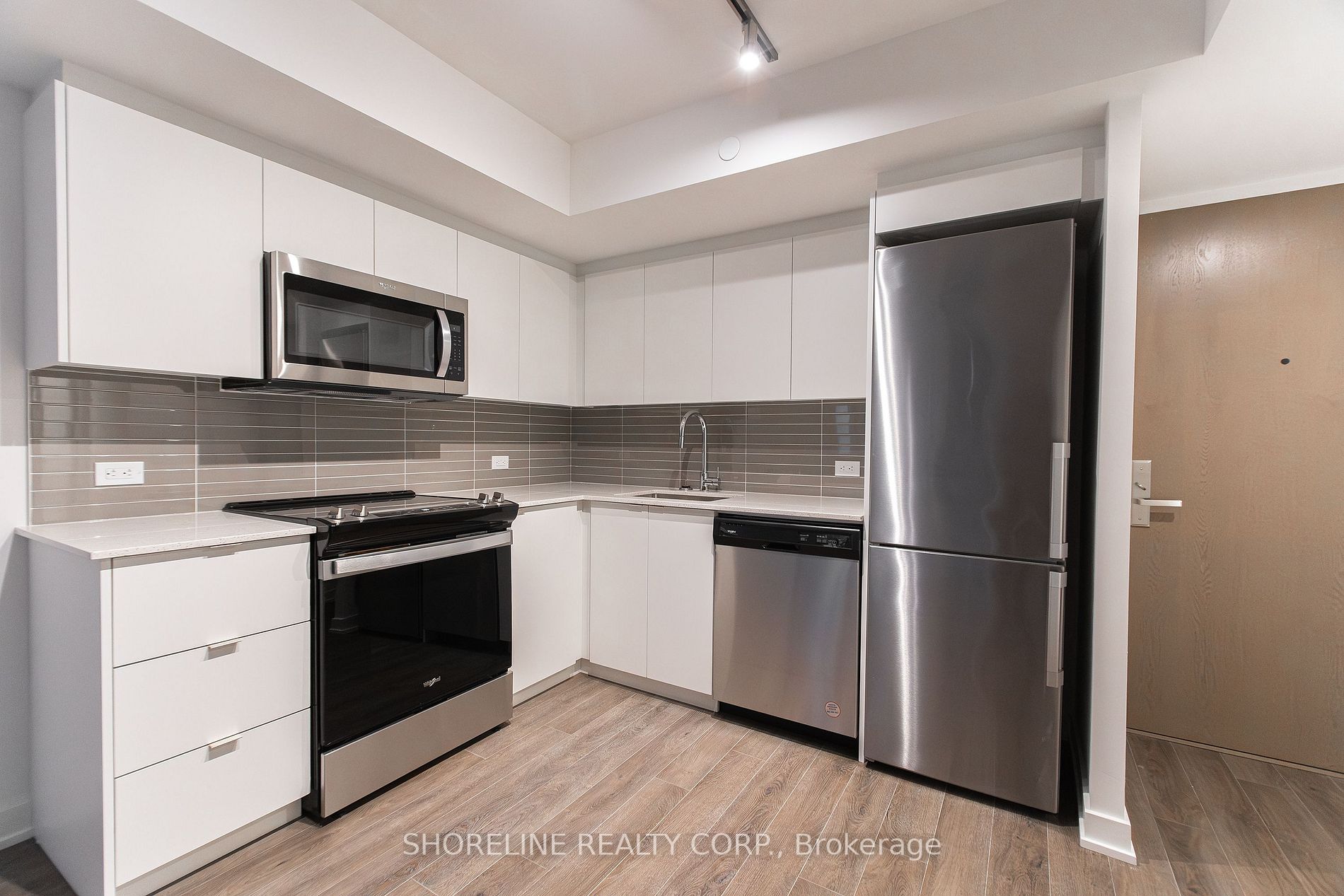 30 Tretti Way, #408