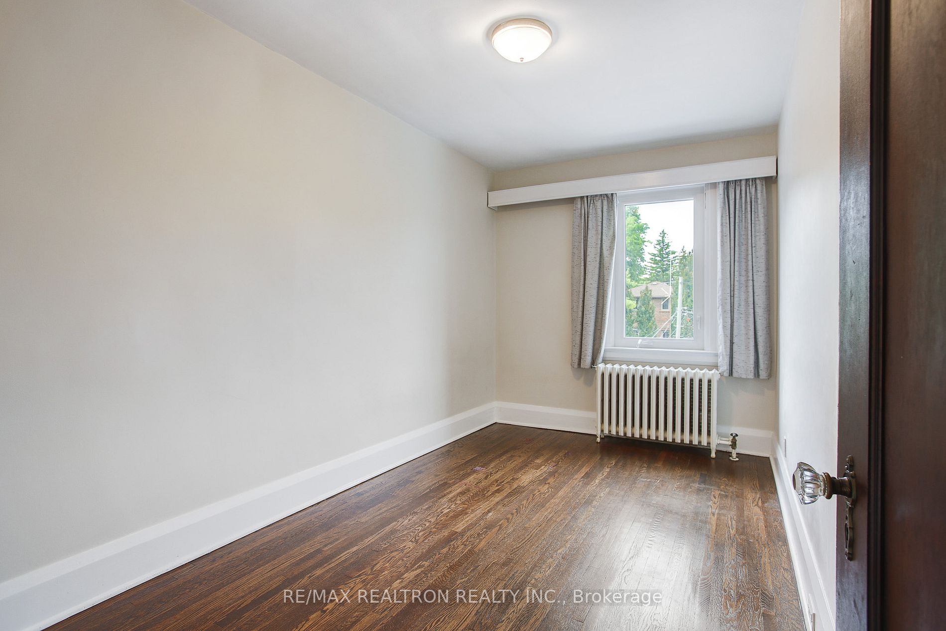 242 Bedford Park Ave