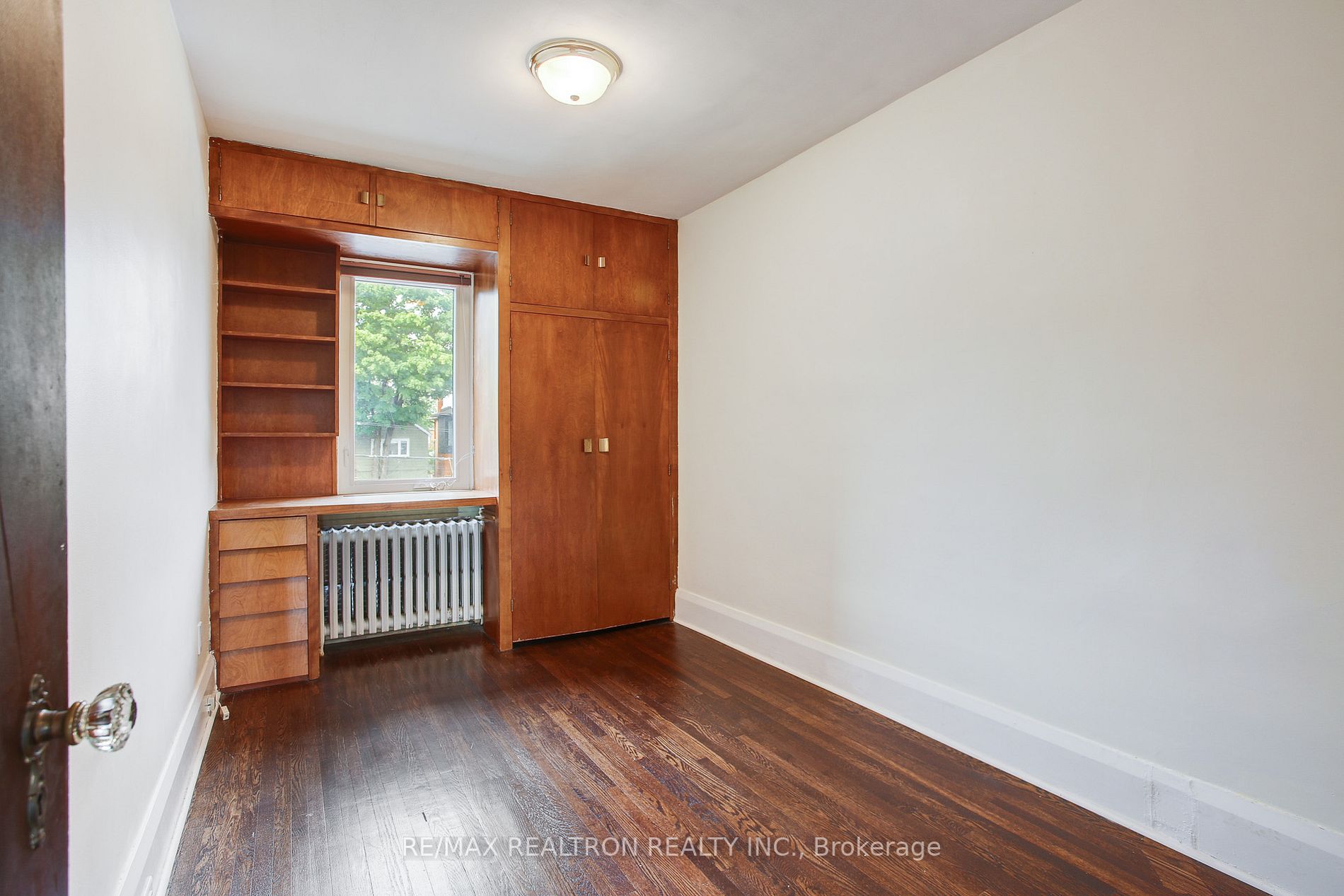 242 Bedford Park Ave
