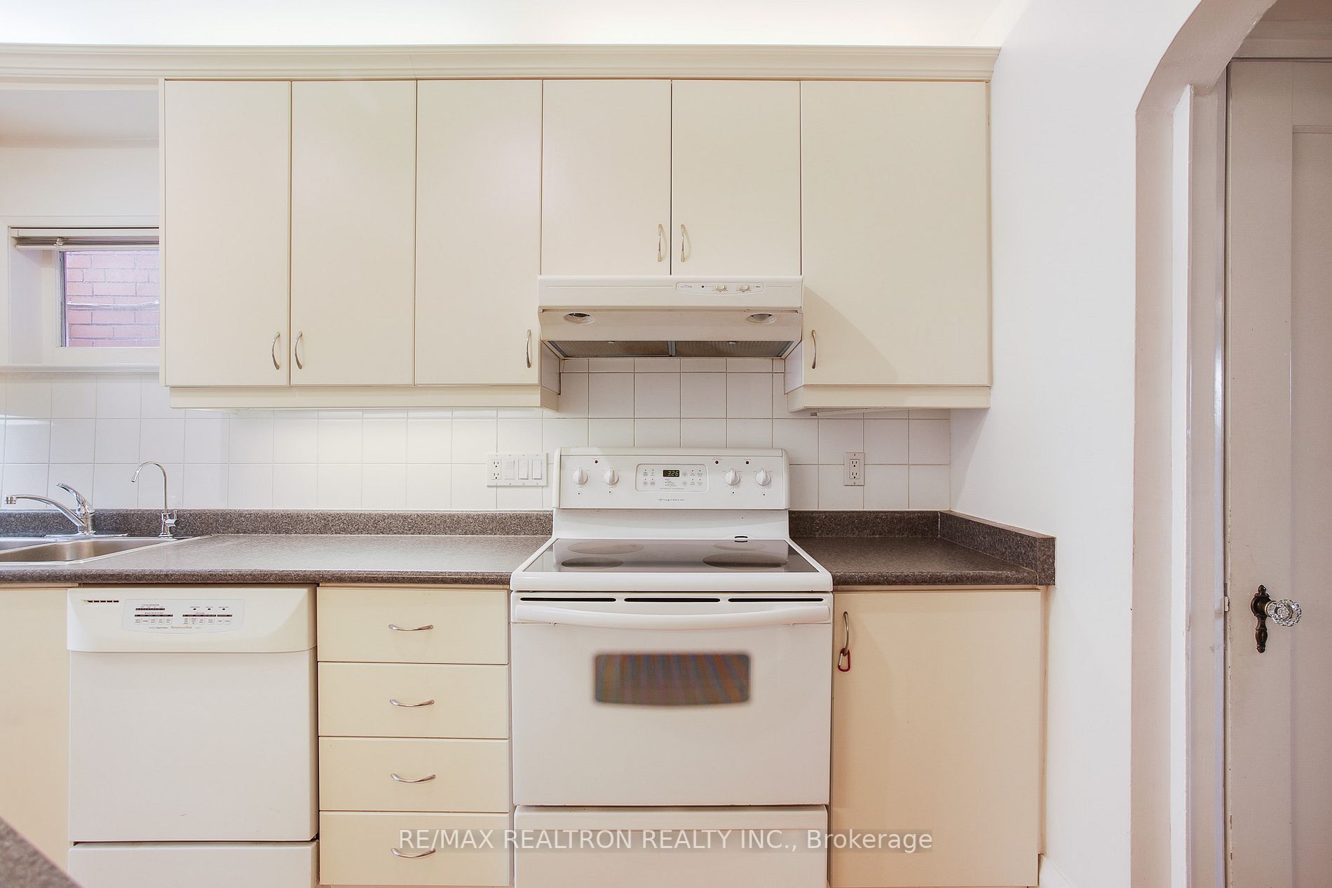 242 Bedford Park Ave