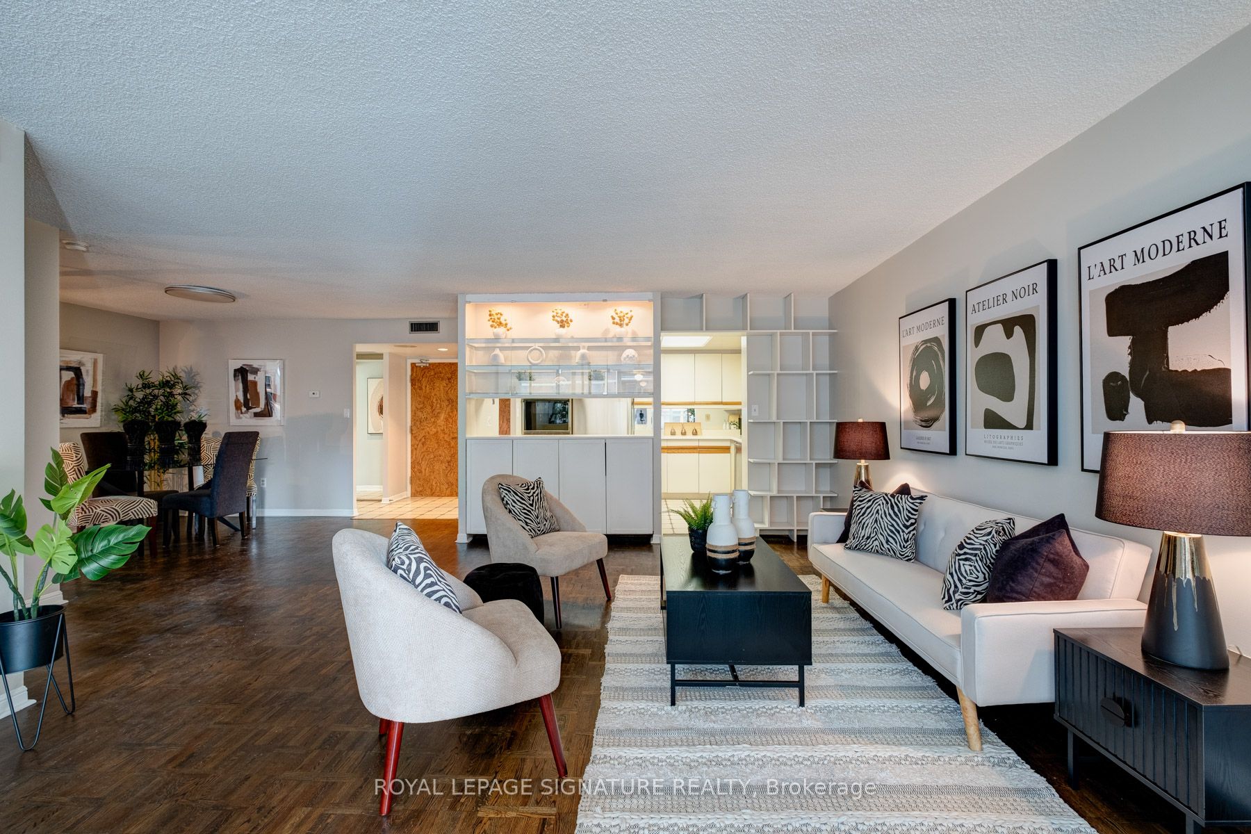 71 Charles Street E, #905