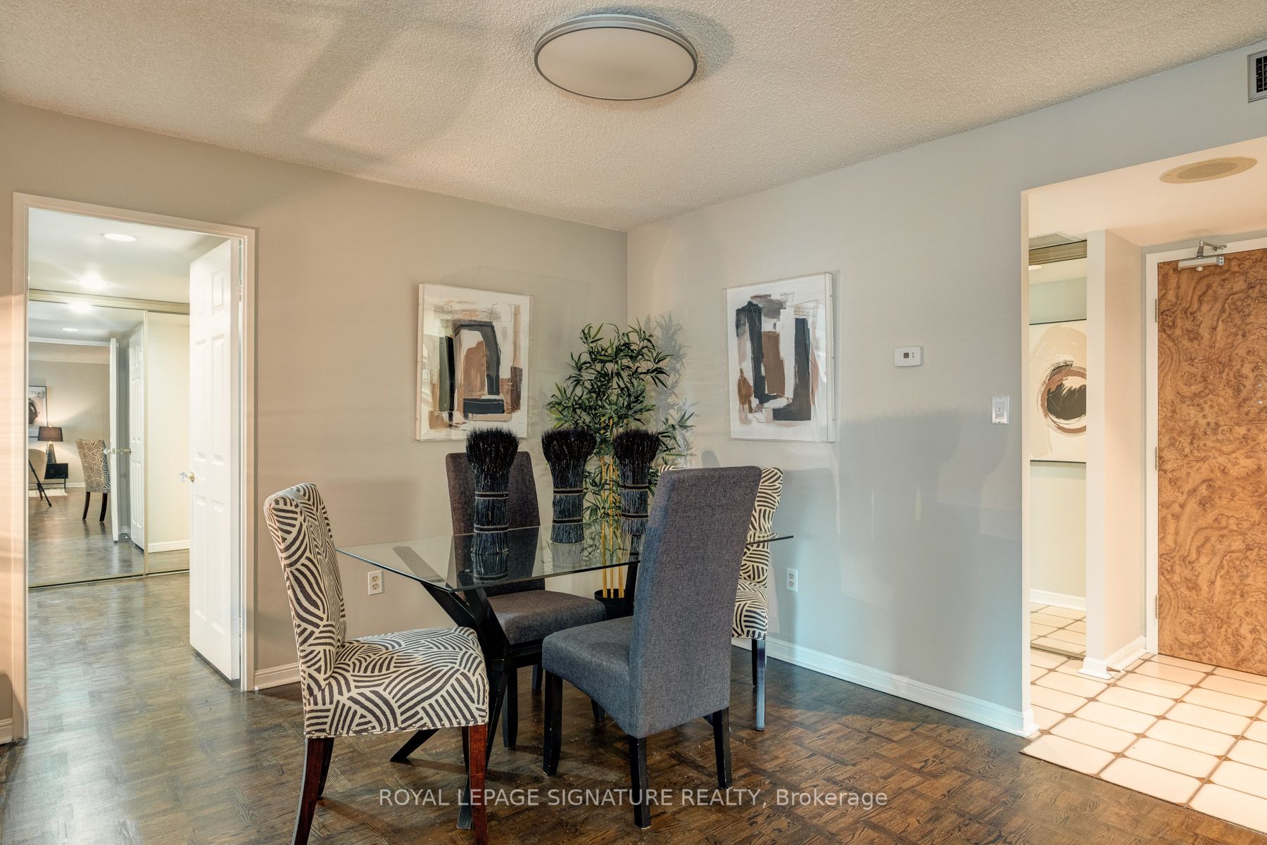 71 Charles Street E, #905