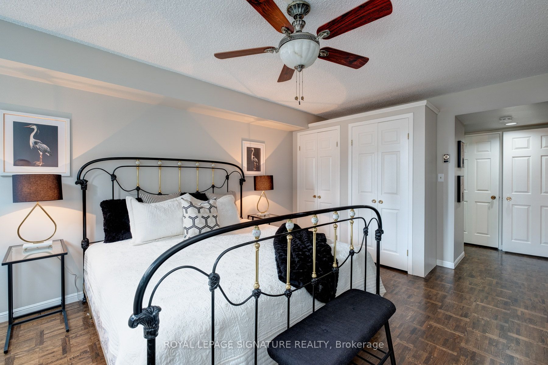 71 Charles Street E, #905