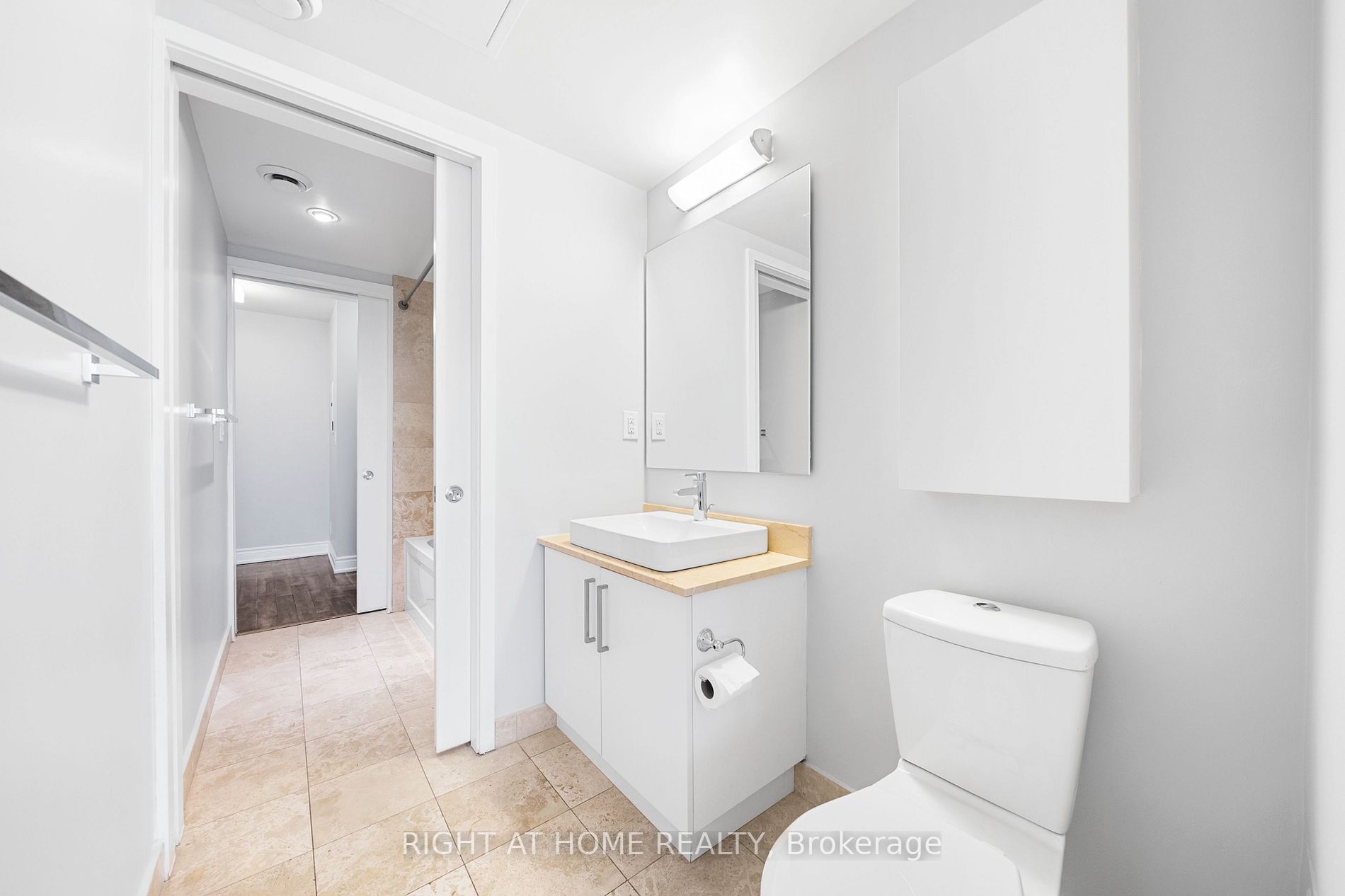 12 York St, #4810