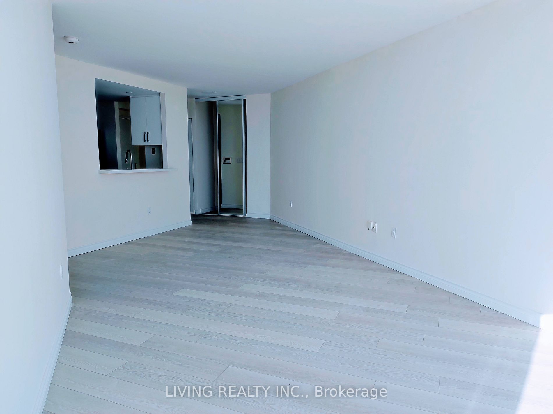 7 Concorde Pl, #1703