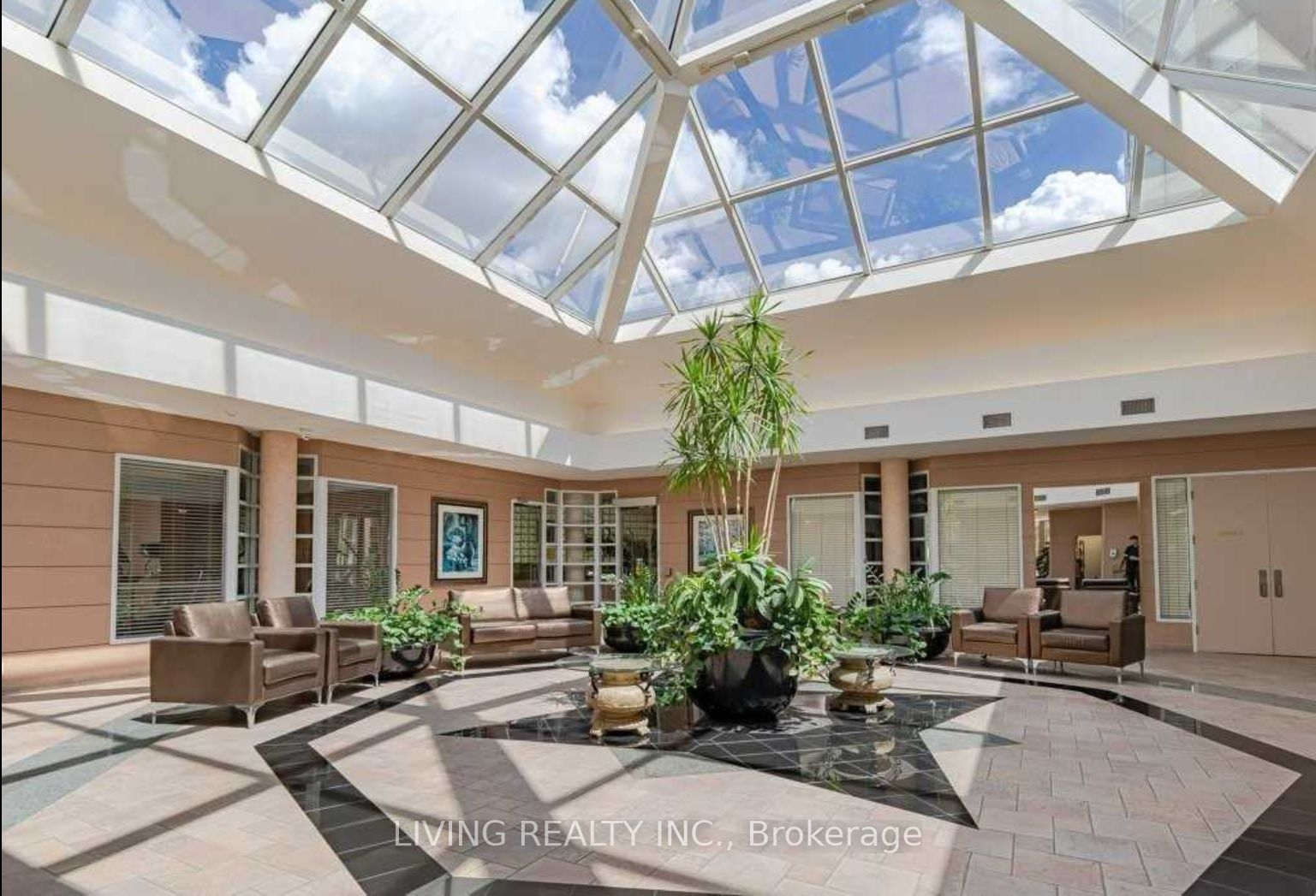 7 Concorde Pl, #1703