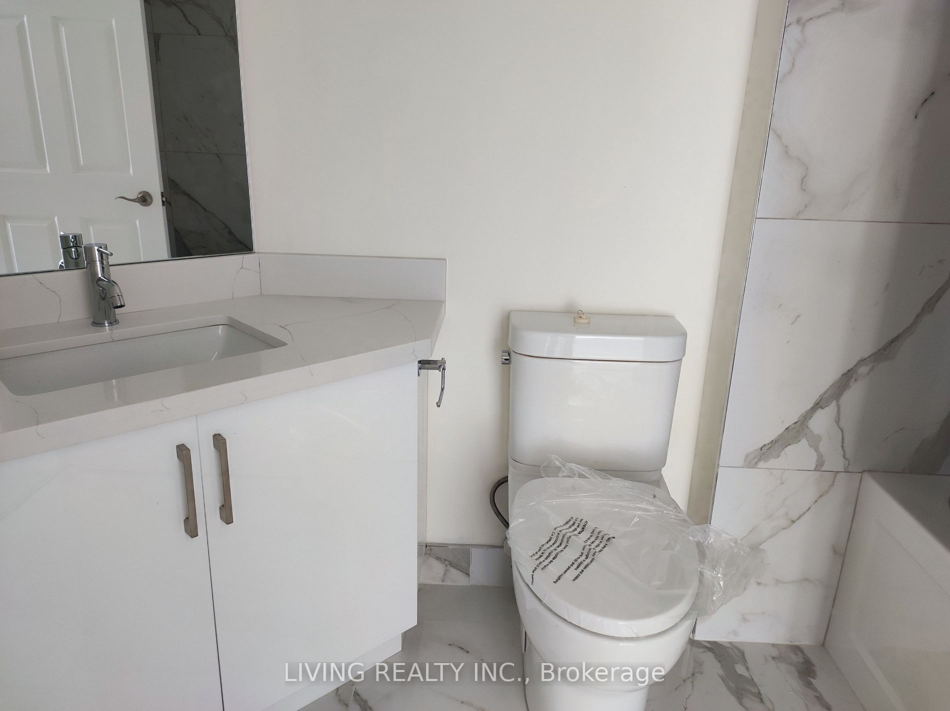 7 Concorde Place, #1703