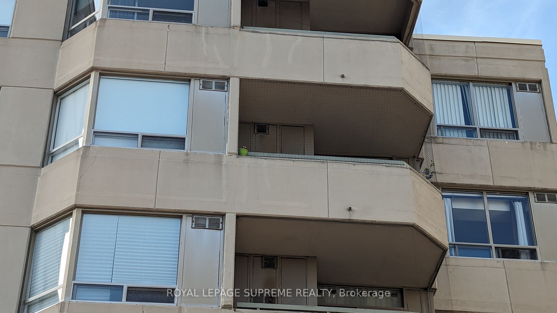 555 Wilson Hts Blvd, #402