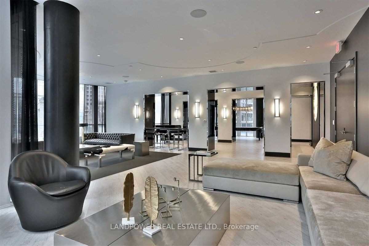 32 Davenport Rd, #2708