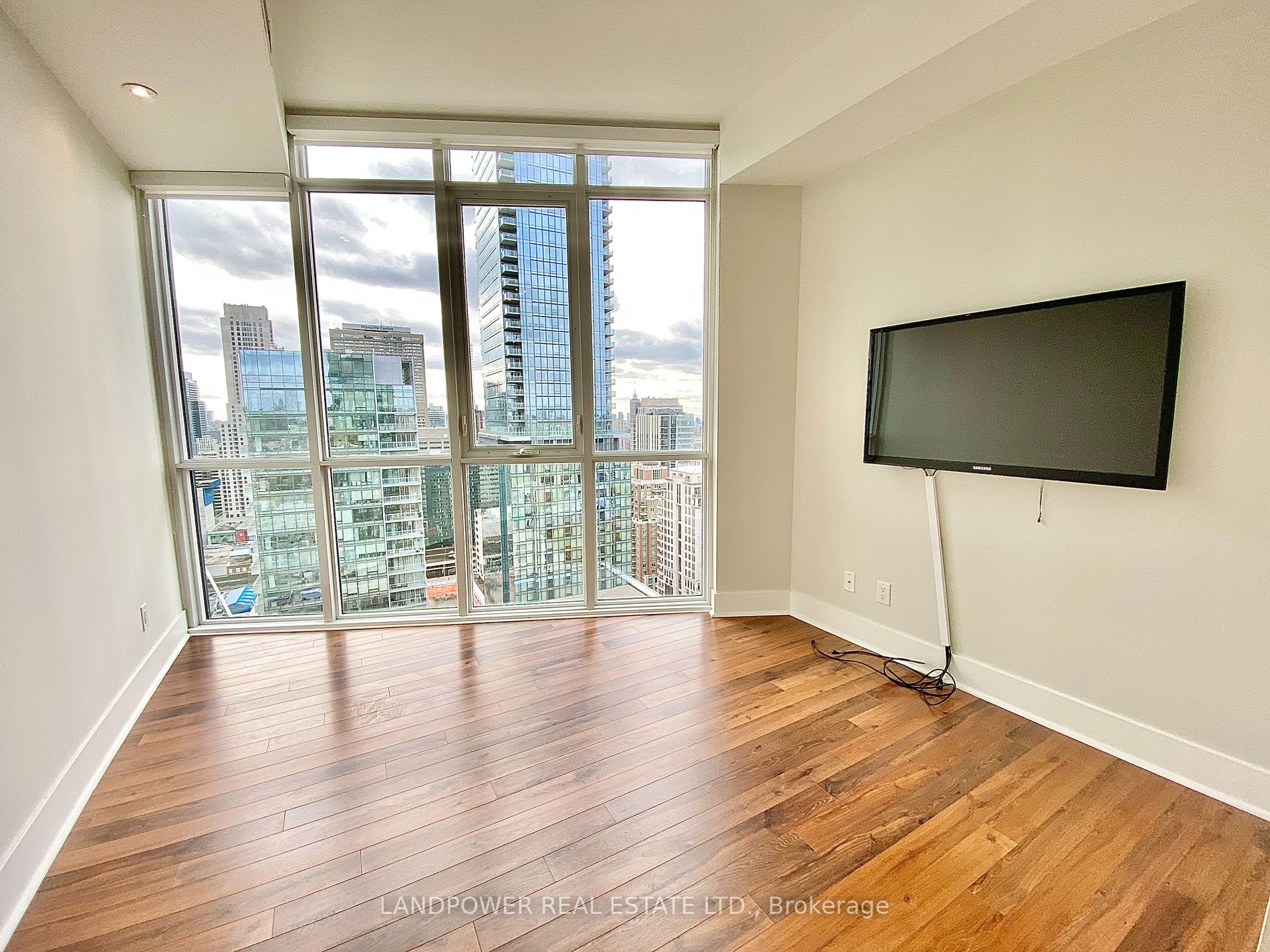 32 Davenport Rd, #2708