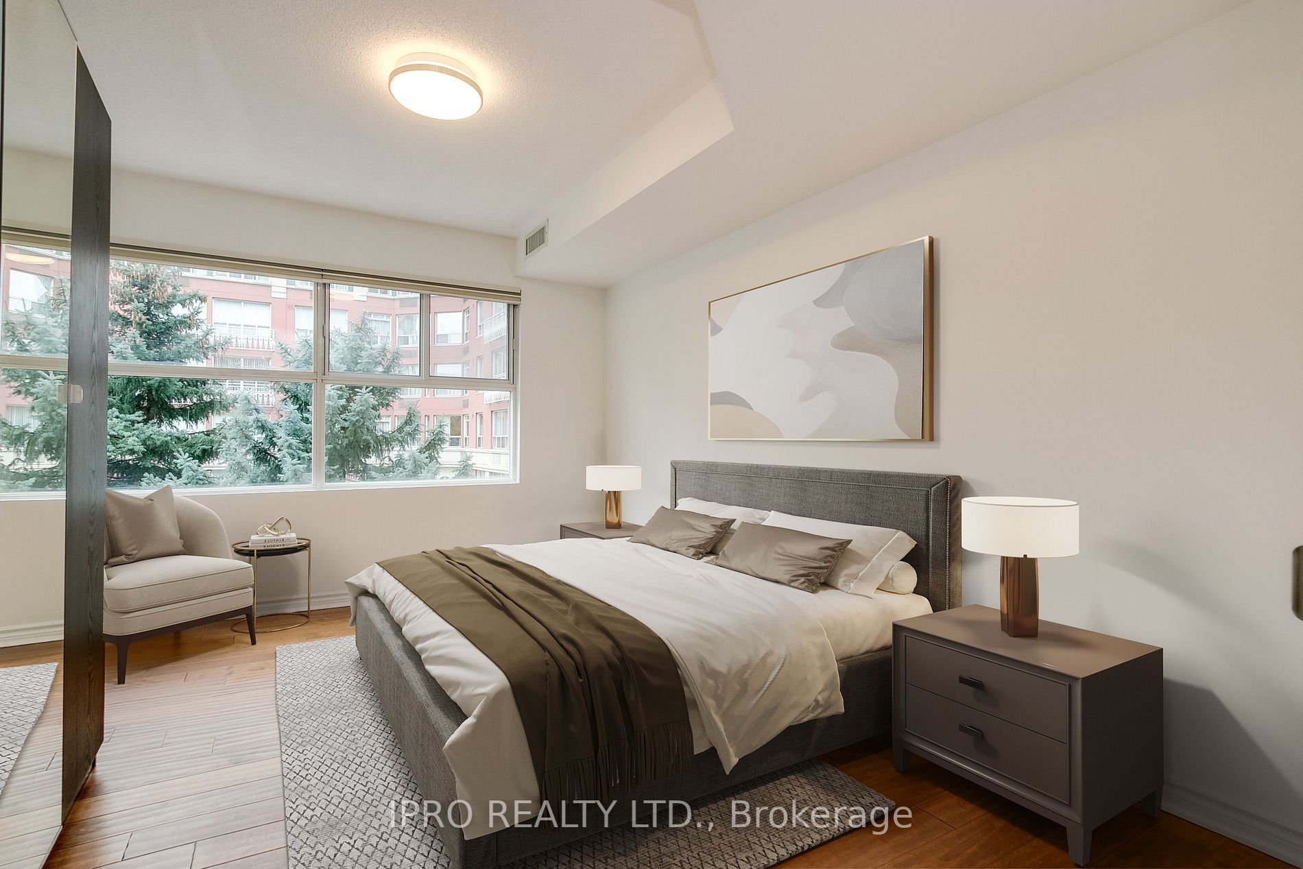 18 Concorde Pl, #411