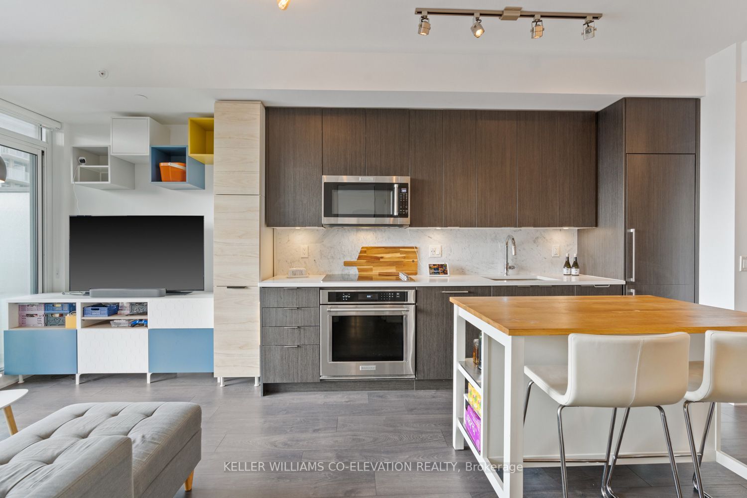 38 Iannuzzi St, #1211