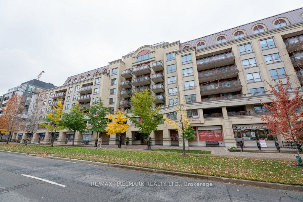 27 Rean Dr, #505