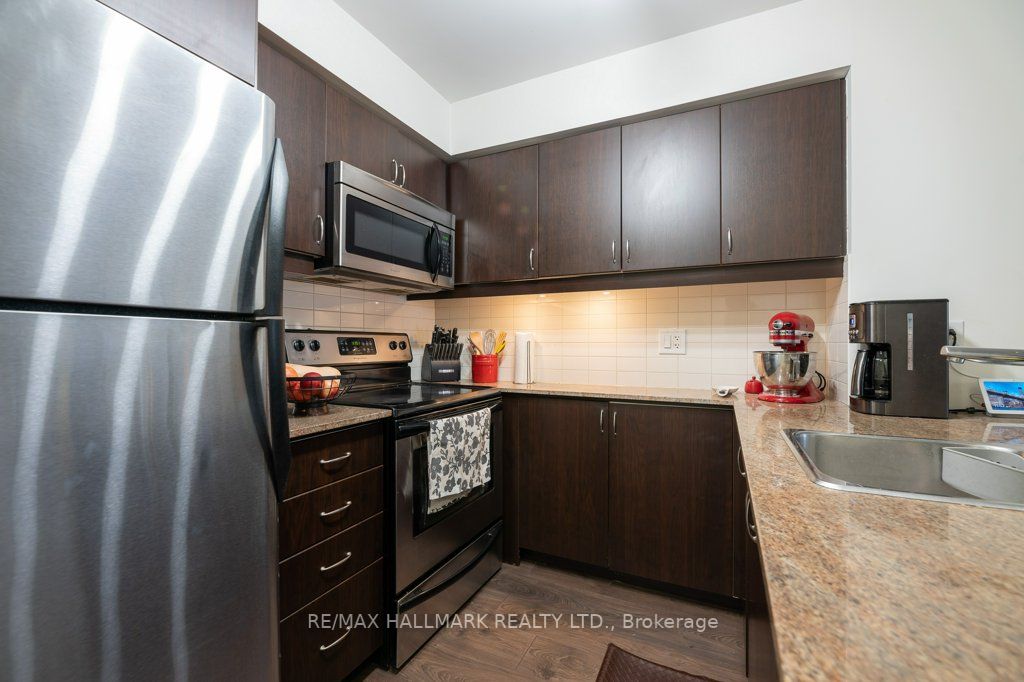 27 Rean Dr, #505