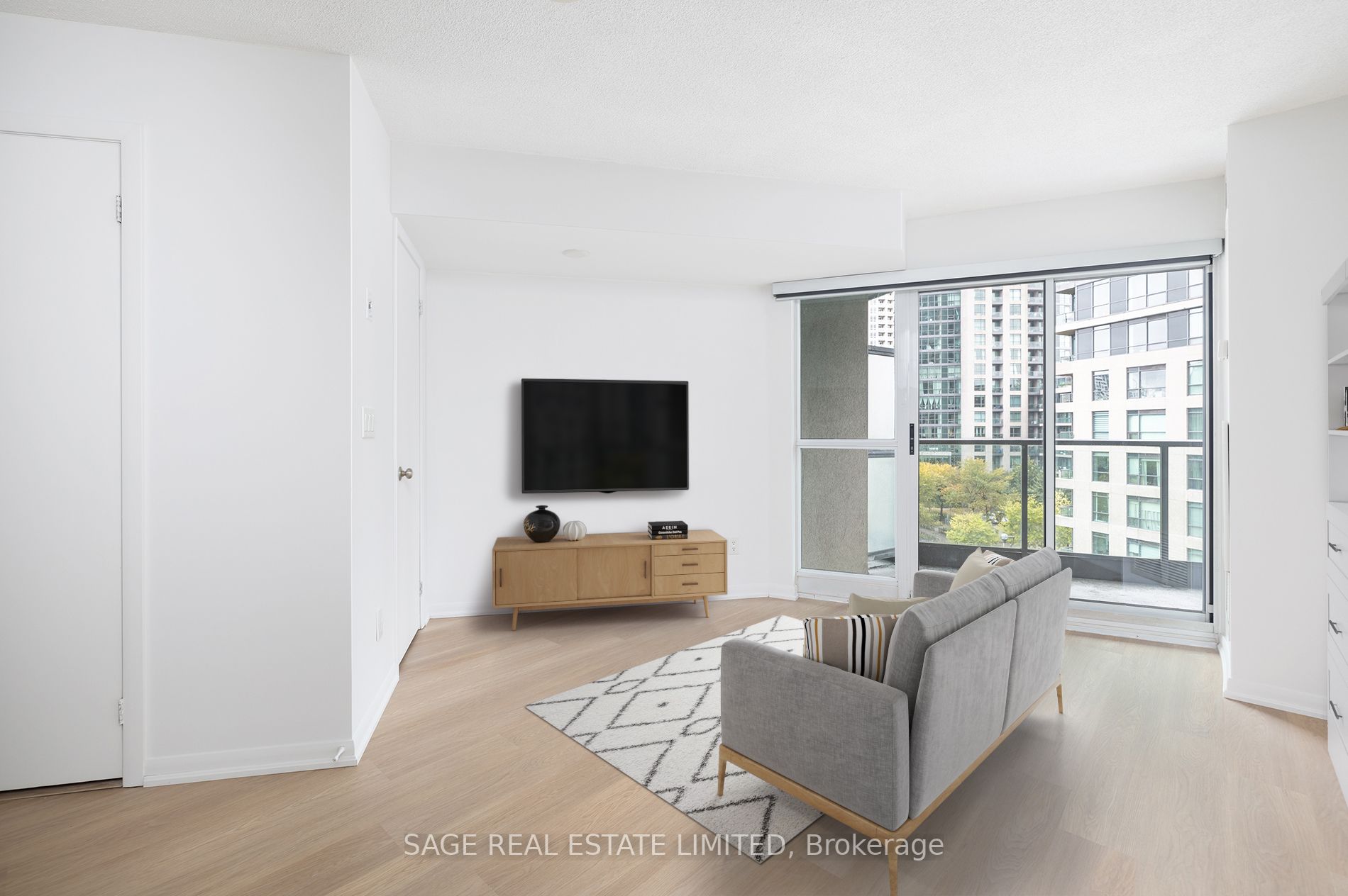 231 Fort York Blvd, #536