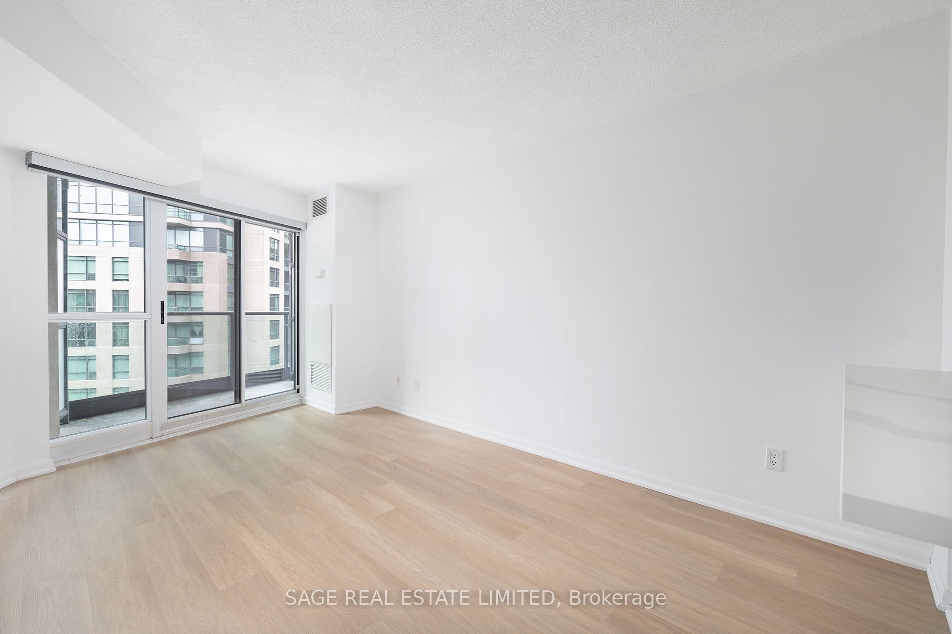 231 Fort York Blvd, #536