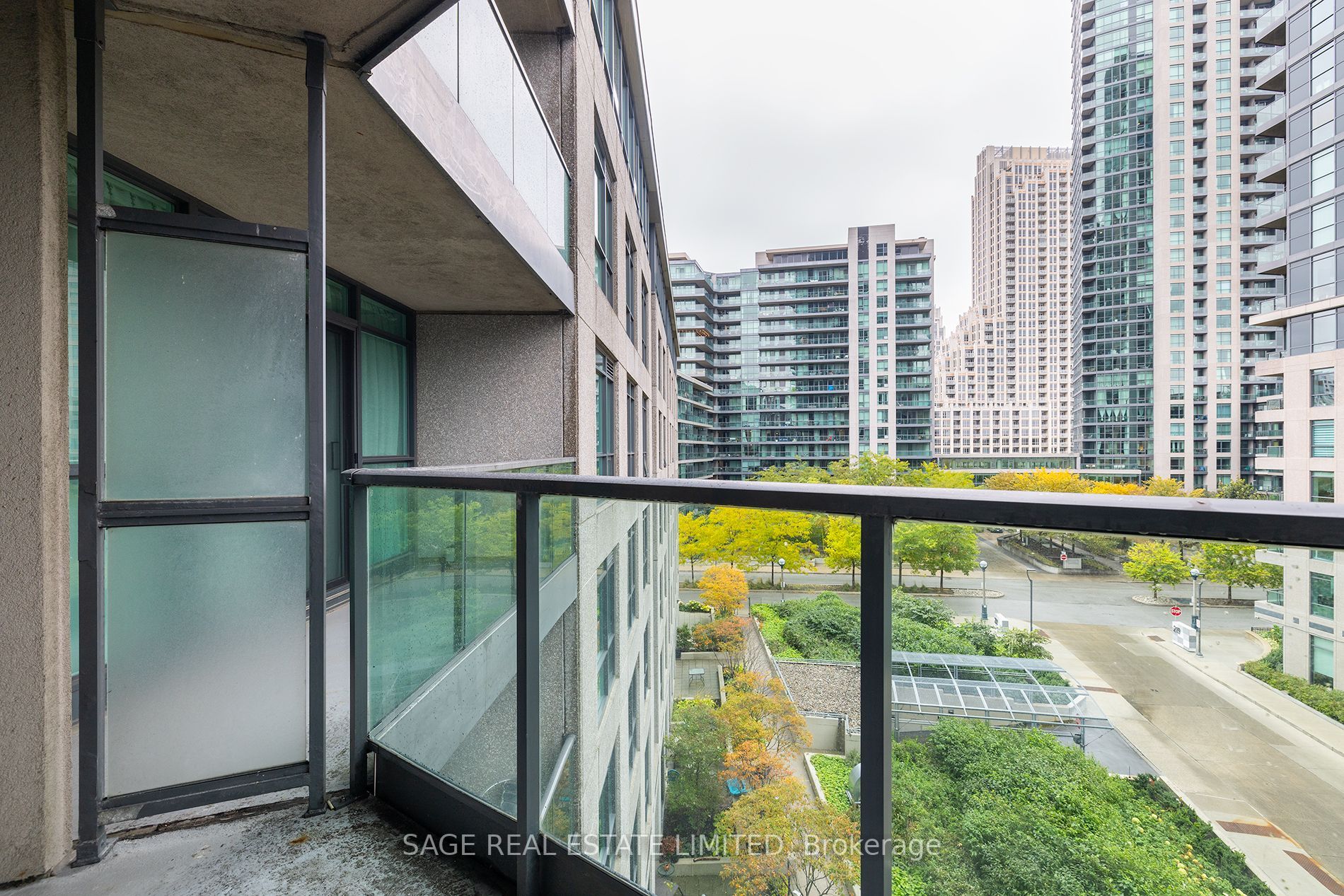 231 Fort York Blvd, #536