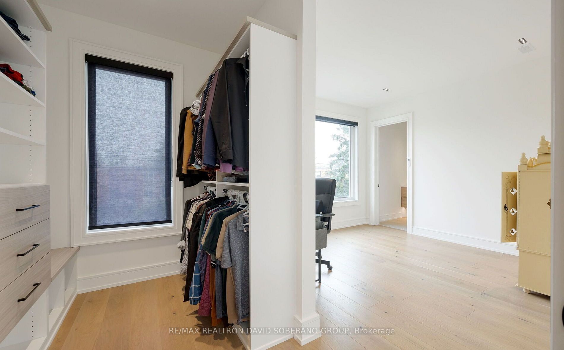 192 Cocksfield Ave