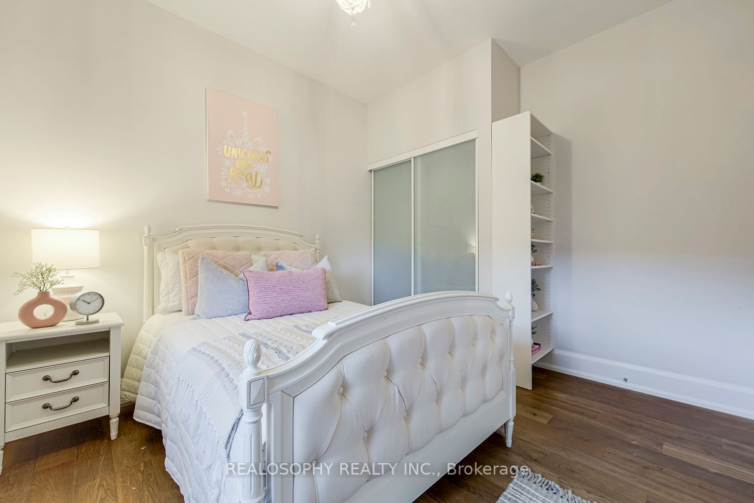 1657 Bathurst St, #4A