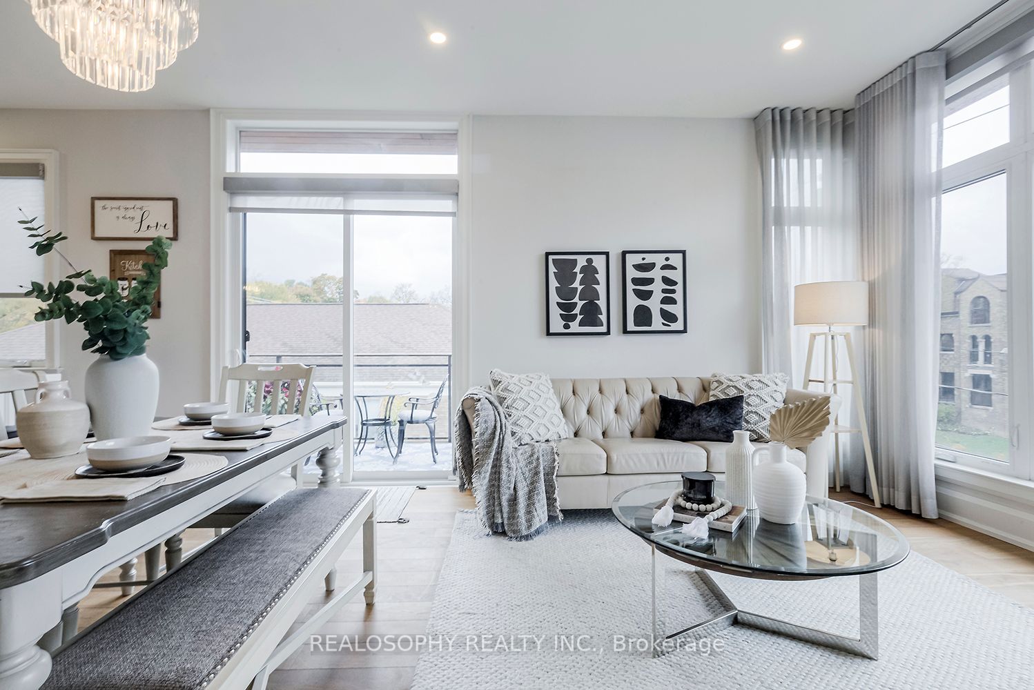 1657 Bathurst St, #4A