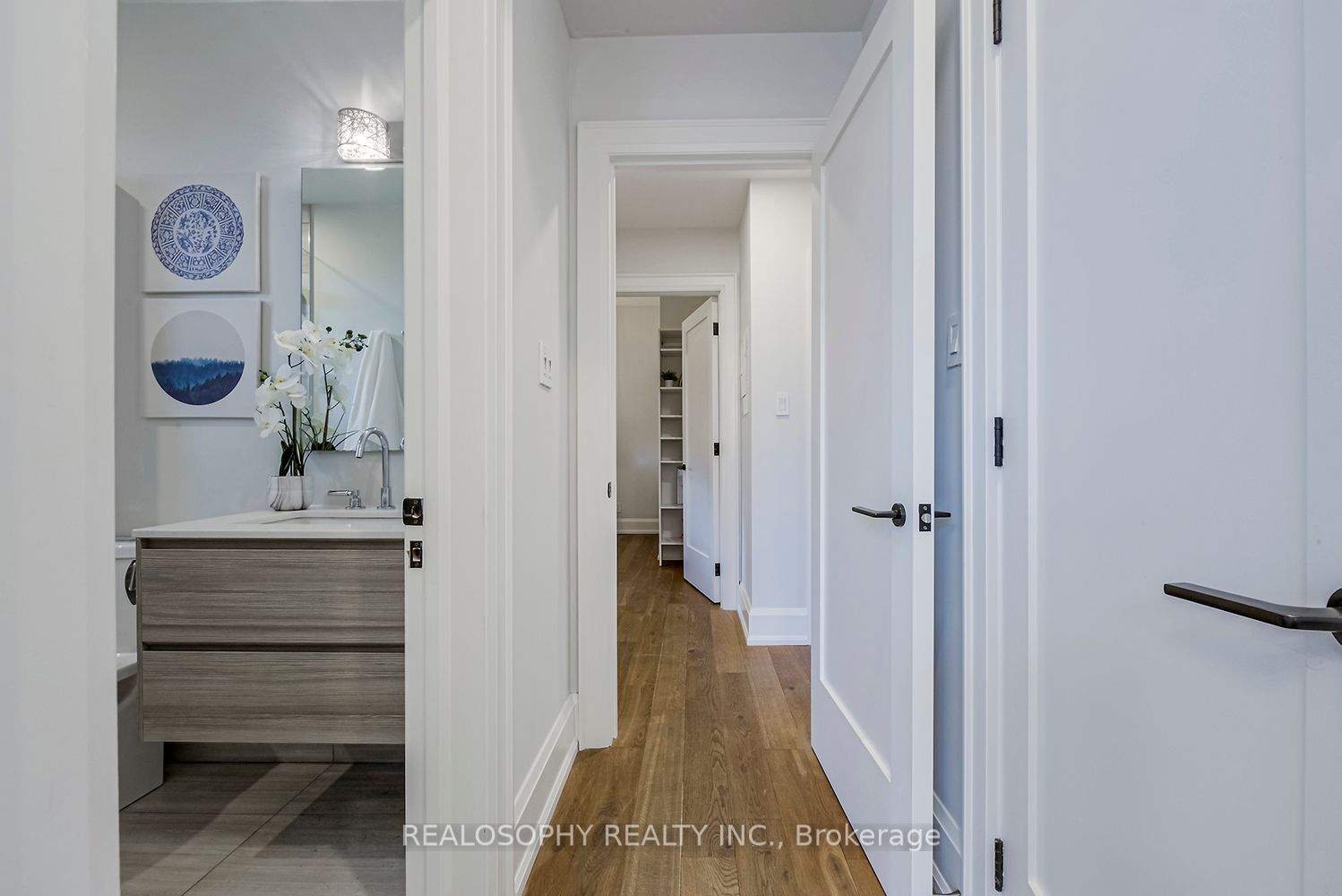 1657 Bathurst St, #4A