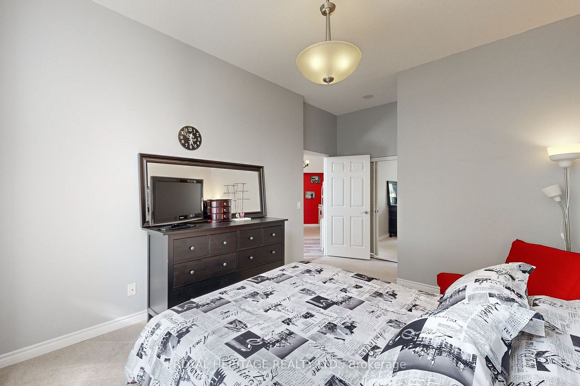 1730 Eglinton Ave E, #107