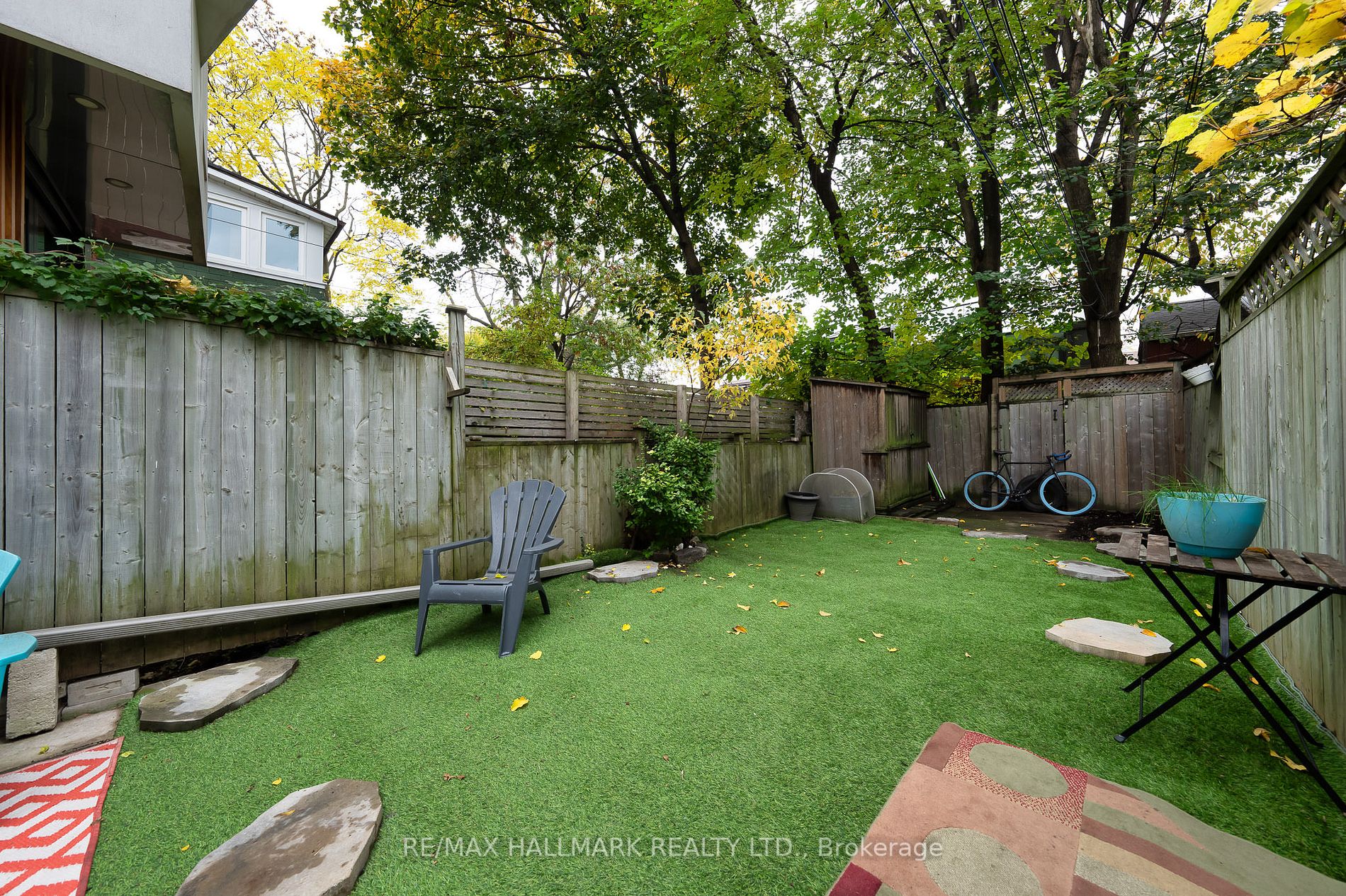 180 Lippincott Street