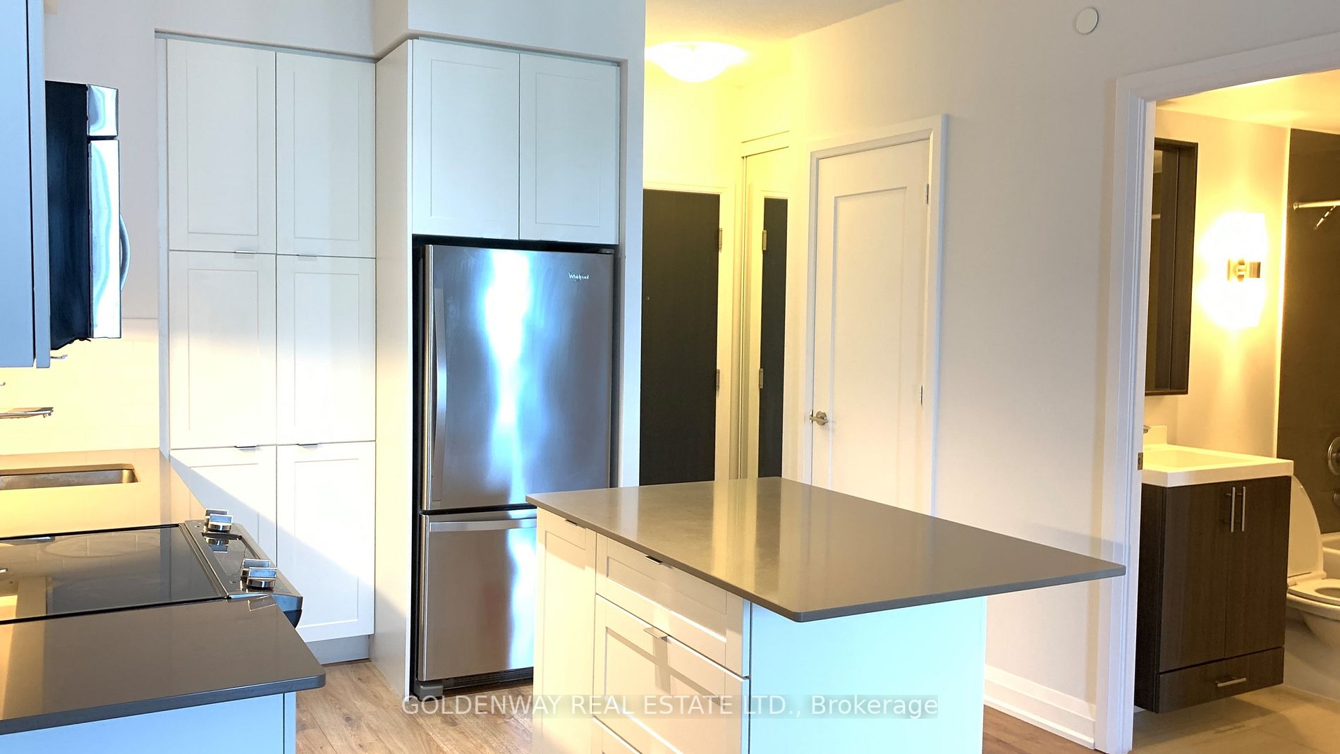 18 Graydon Hall Dr, #1004